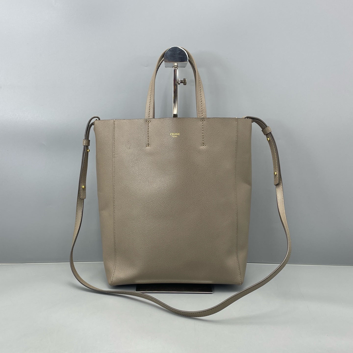Celine - Vertical Cabas Tote - Leather - Grey - (medium)