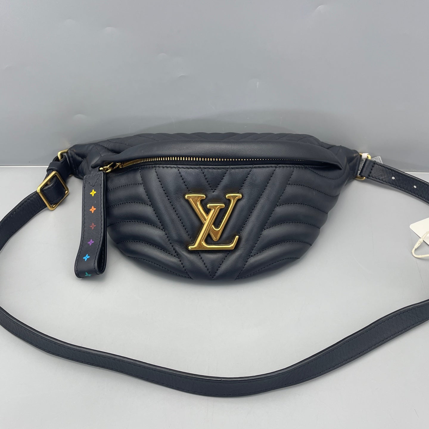 Louis Vuitton - New Wave Bumbag - Calfskin leather - Black - (medium)