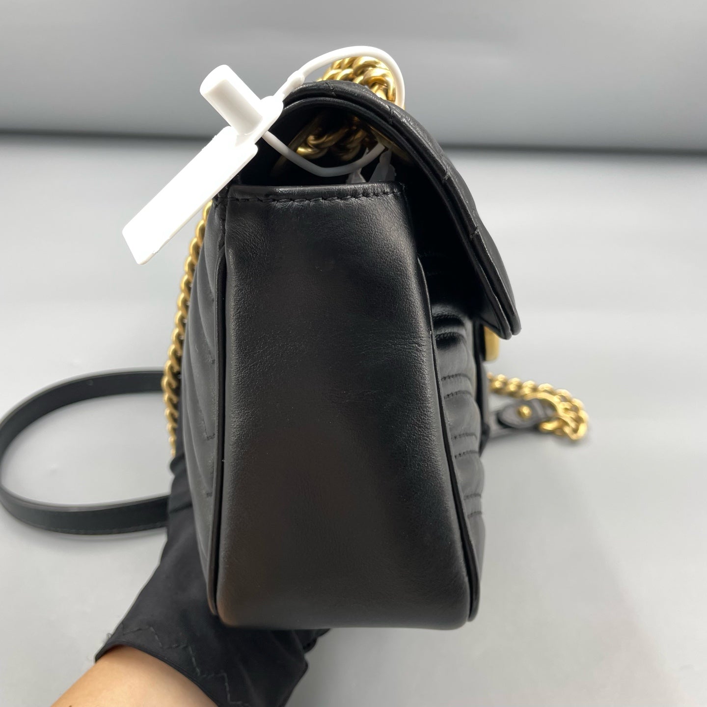 Gucci - GG Marmont Matelassé Shoulder Bag - Matelassé chevron leather - Black with Gold-Tone Hardware - (Medium)