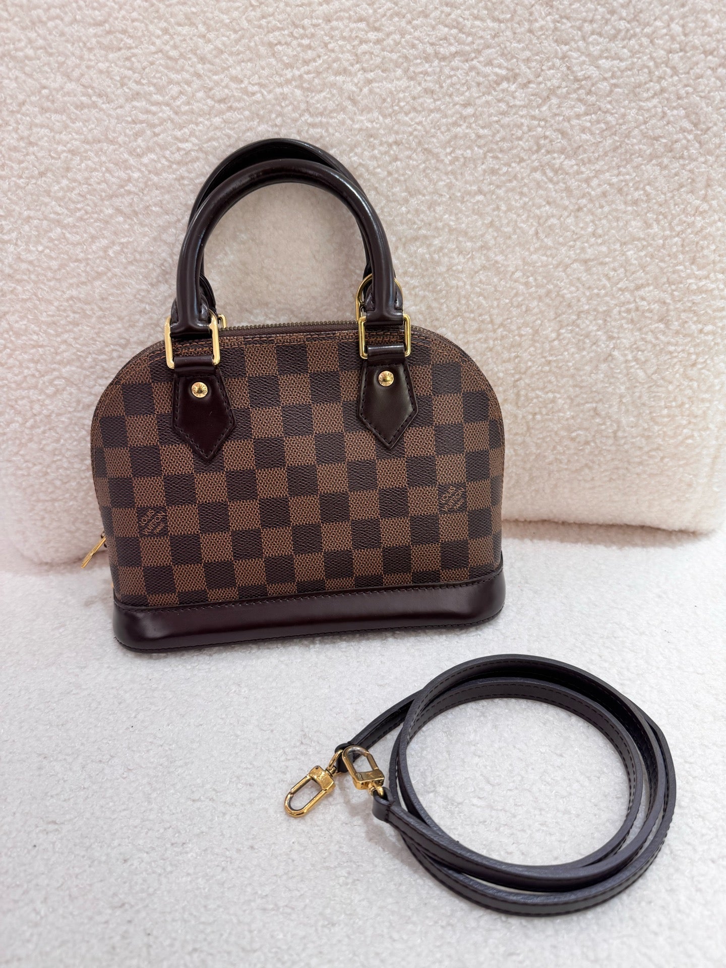 Louis Vuitton - Alma BB - Damier Ebene coated canvas with smooth leather trim - Brown - (mini)