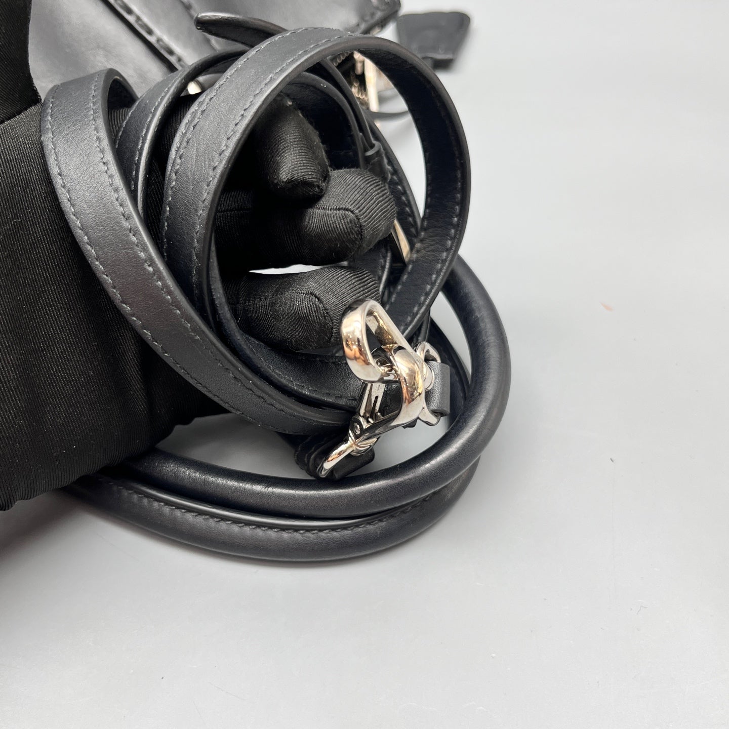 Prada - Galleria Bag with External Stitching - Leather - Black - (Medium)
