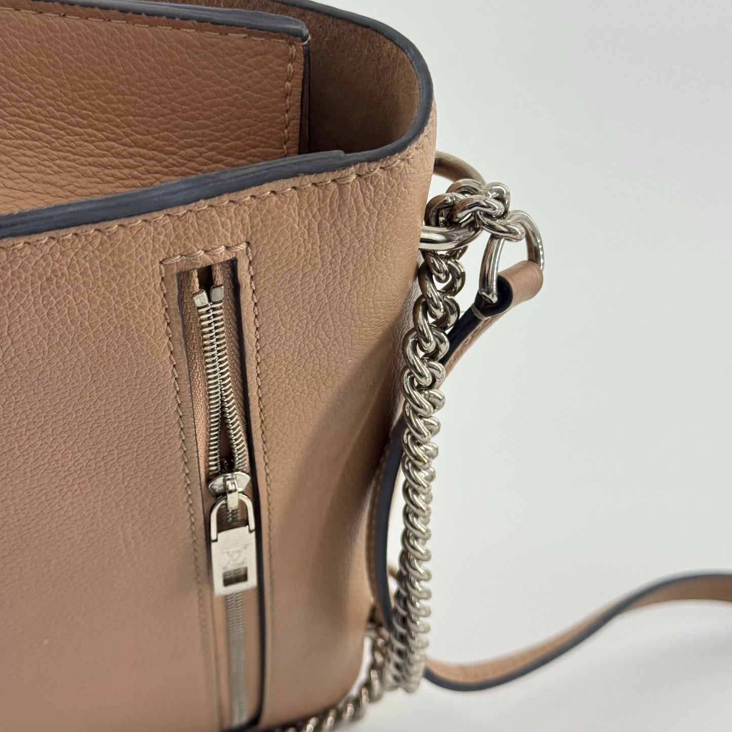 Louis Vuitton - Lockme Chain Bag - Leather - Beige - (Small)