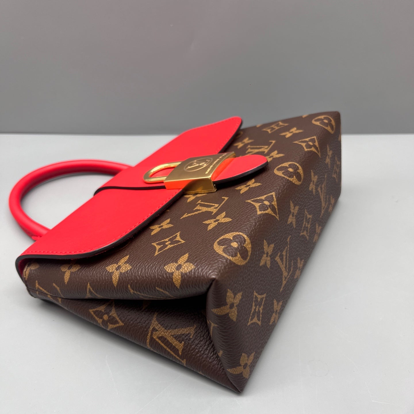 Louis Vuitton - Locky BB - Monogram canvas and smooth leather - Brown and Red - (mini)