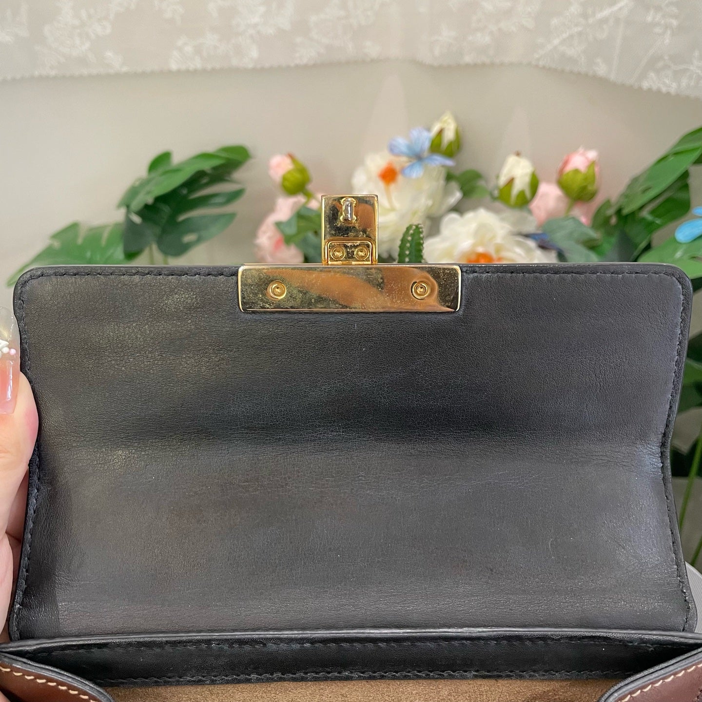 Gucci - Padlock Small Shoulder Bag - GG Supreme canvas with leather trim - Beige and Ebony with Black and Brown accents - (small)