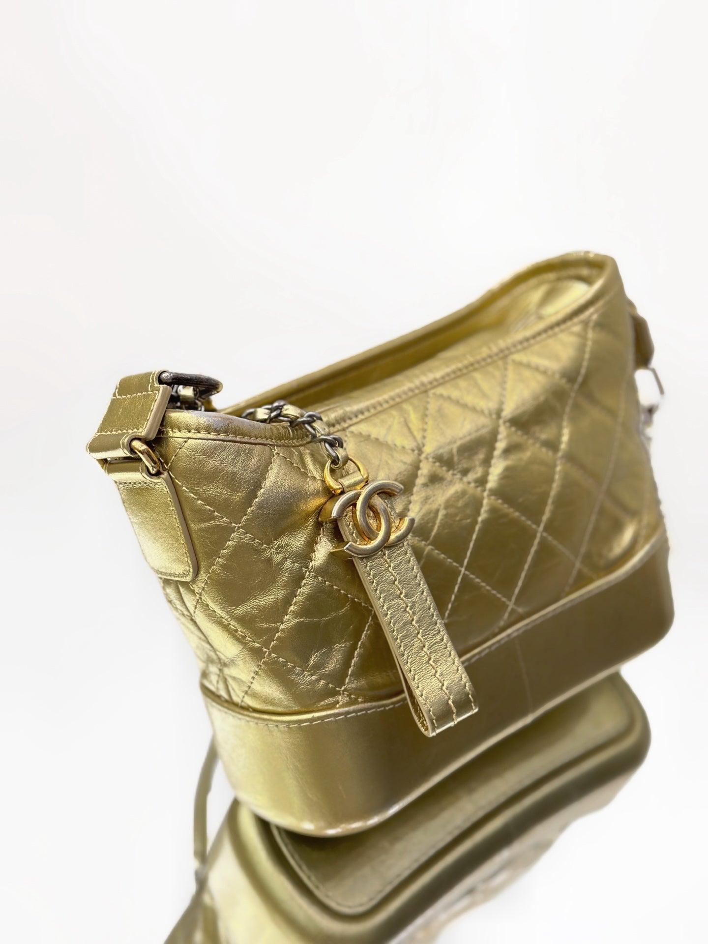 Chanel - Gabrielle Hobo Bag Small - Aged calfskin leather - Gold - (small)