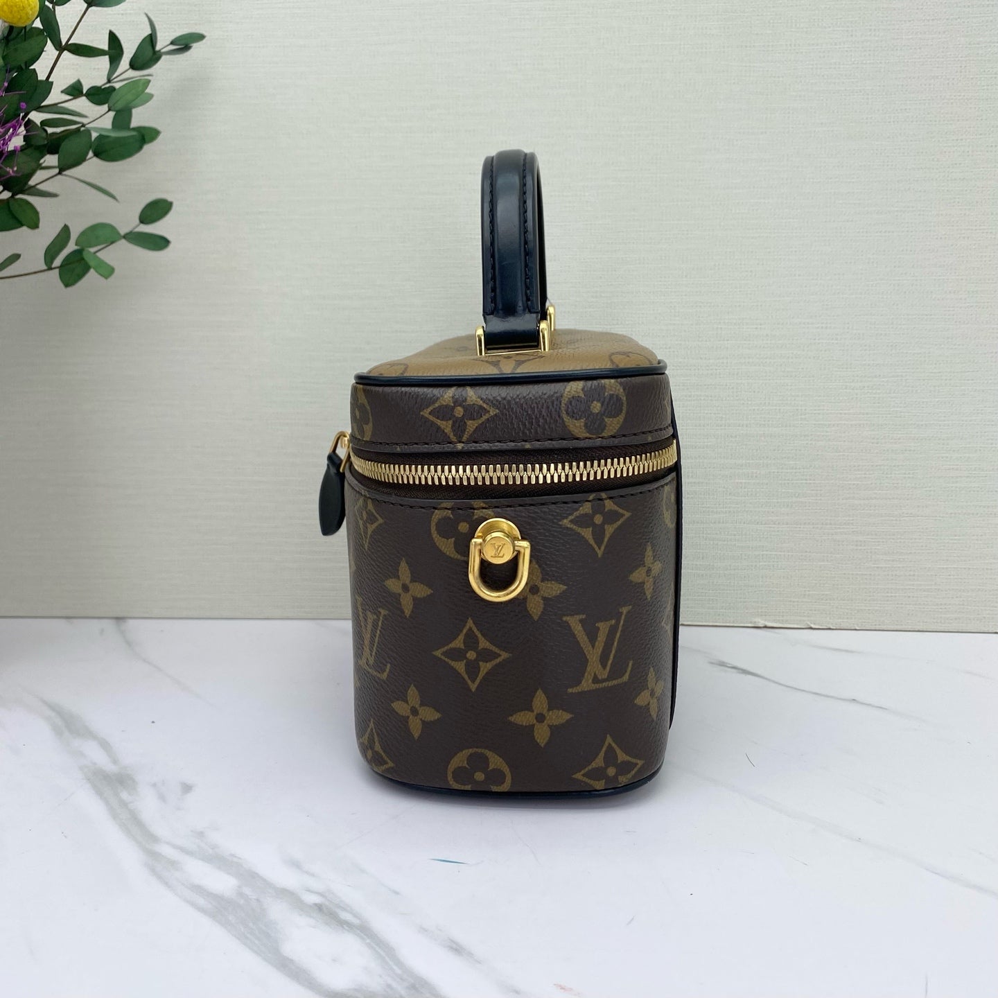 Louis Vuitton - Vanity Case PM / Nice Mini Reverse Monogram - Monogram coated canvas with leather trim - Brown - (Mini)