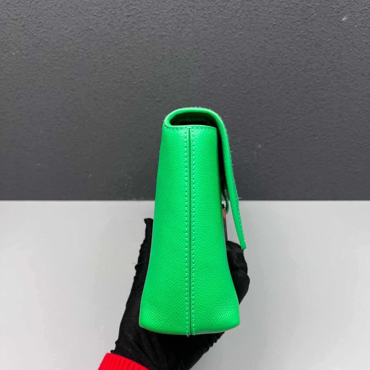 Balenciaga - Downtown Small Hourglass Bag - Grained leather - Green - (Small)