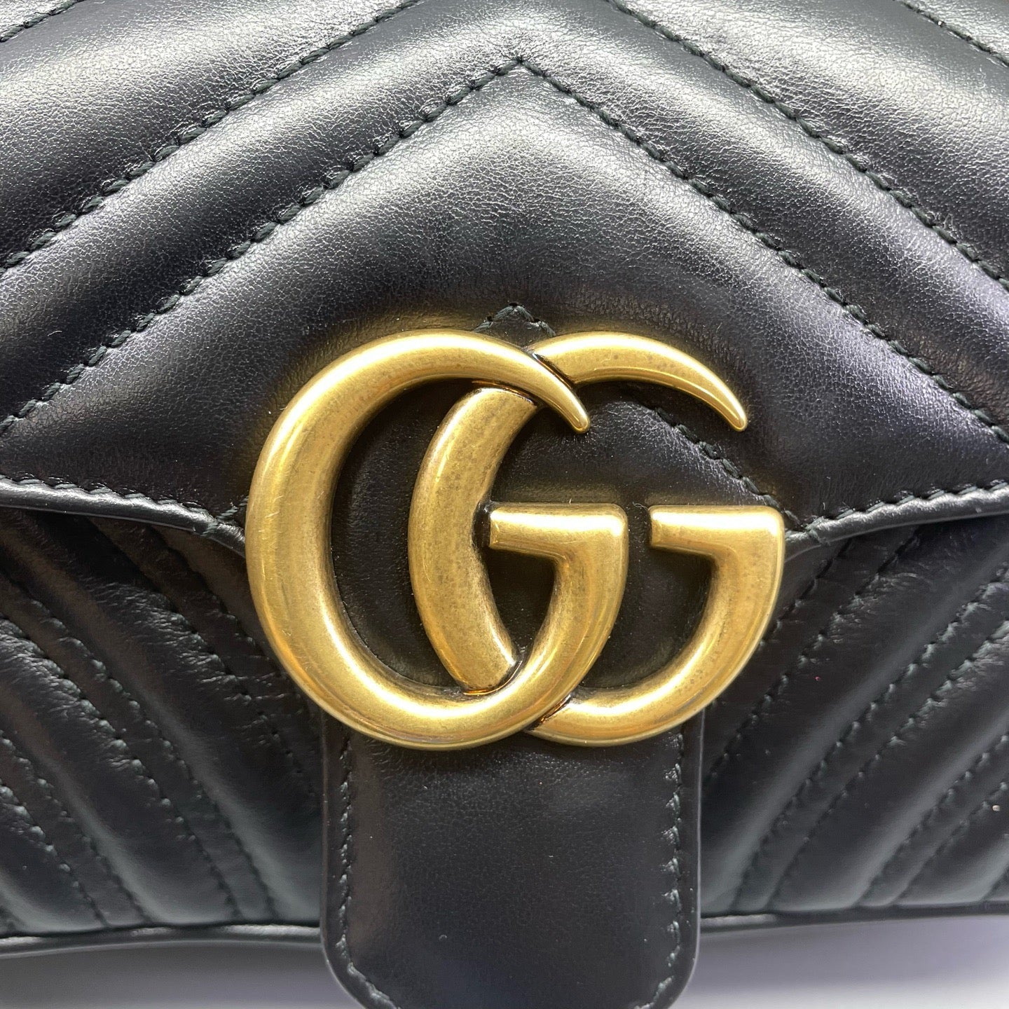 Gucci - Marmont 22 - Leather - Black - (small)