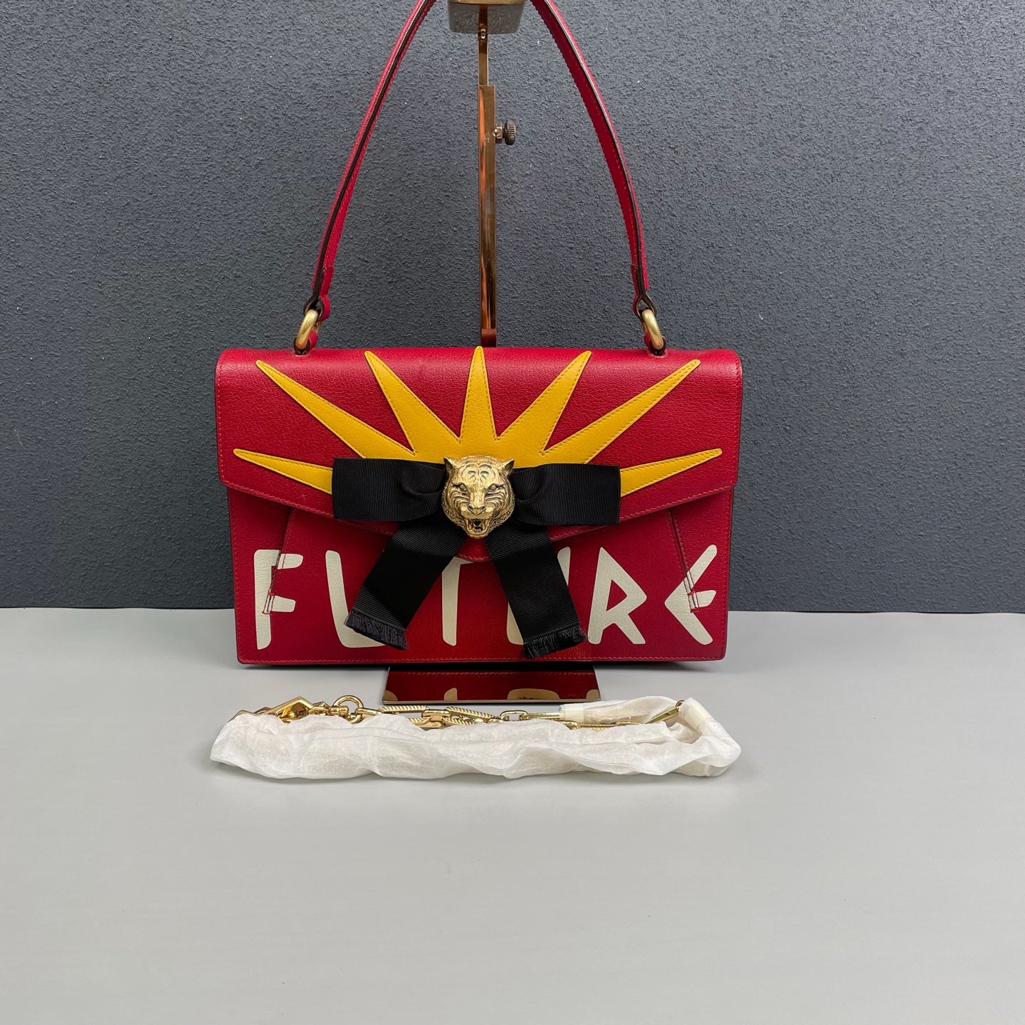 Gucci - Tiger Head Flap Bag with Graffiti and Bow - Leather - Red - (small)