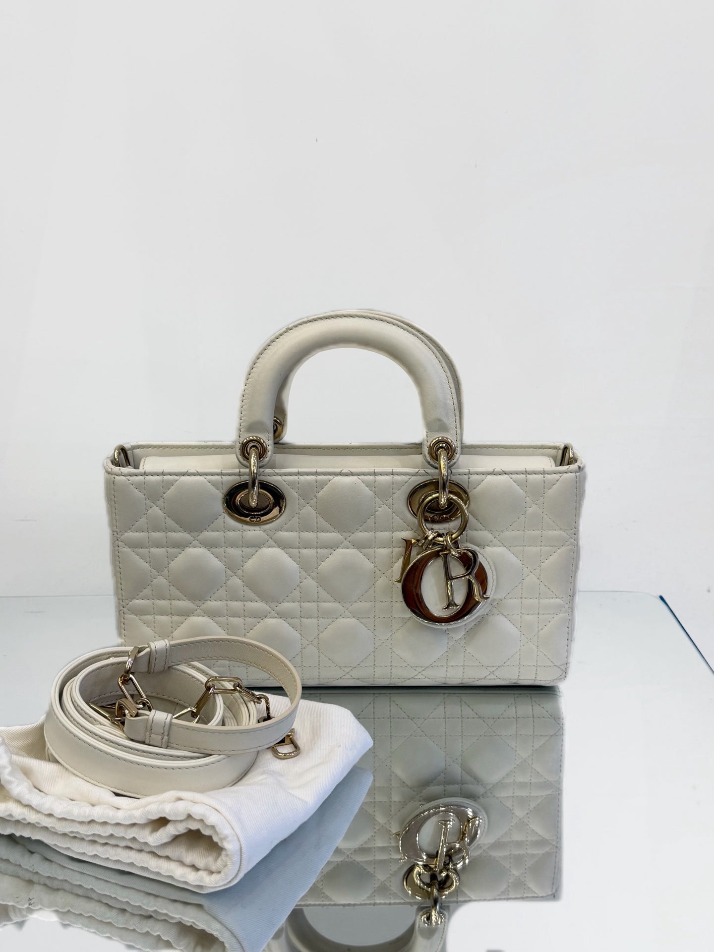 Dior - Lady D-Joy Bag - Lambskin leather - White - (Medium)