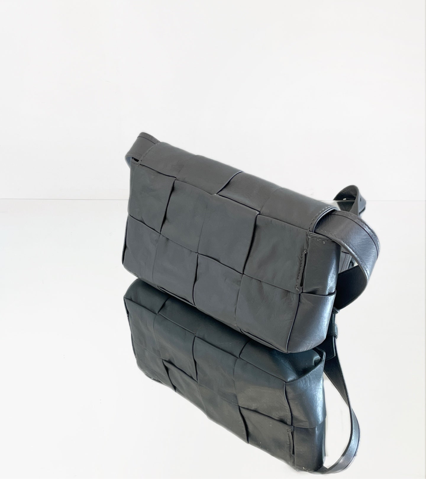Bottega Veneta - Cassette - Lambskin leather - Grey - (Mini)