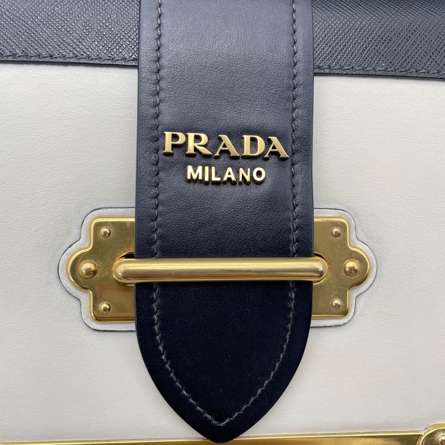 Prada - Cahier - Leather - White and Black - (Small)