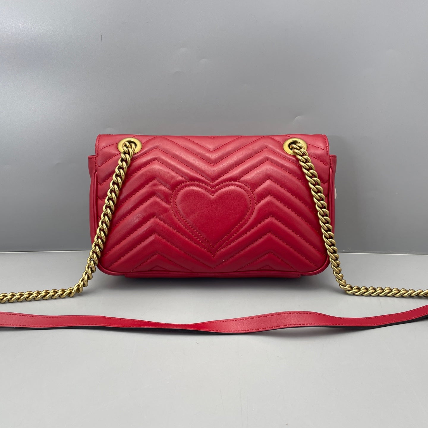 Gucci - GG Marmont Small Matelassé Shoulder Bag - Leather - Red - (Small)