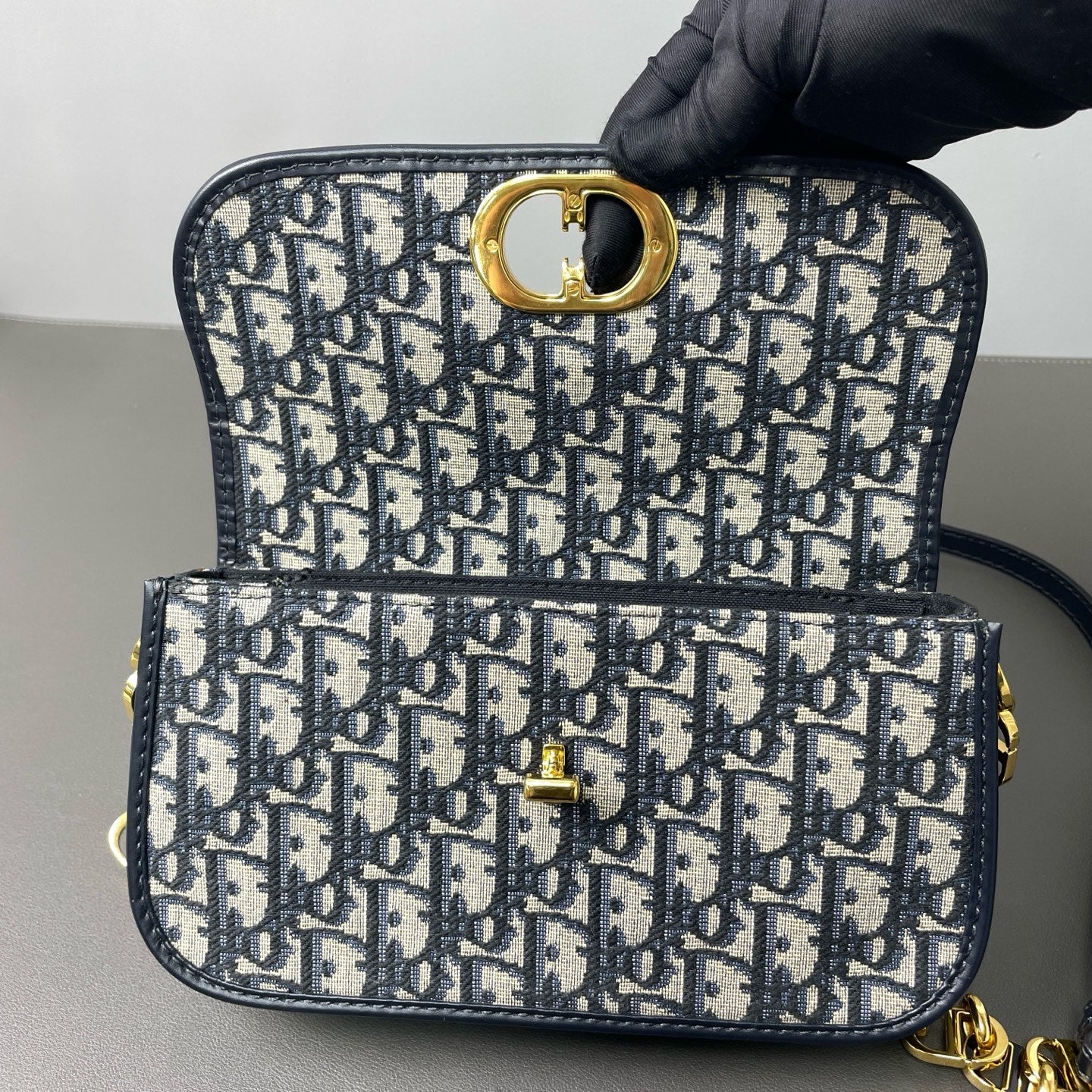 Dior - Montaigne Avenue Oblique Chain Bag - Oblique canvas with leather trim - Blue - (mini)