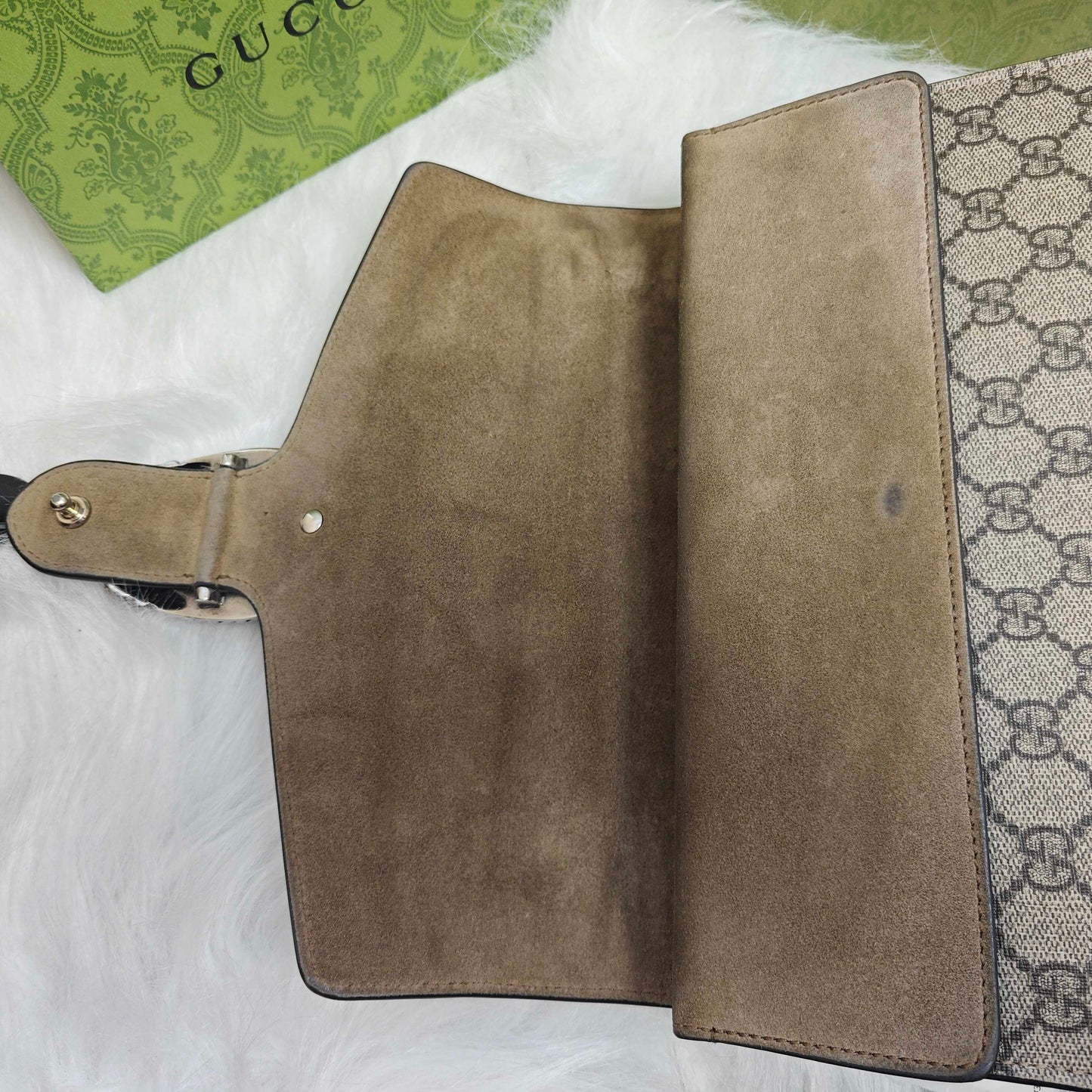 Gucci - Dionysus Shoulder Bag - GG Supreme coated canvas with suede leather trim and interior - Beige (canvas) and Camel (suede) with Aged Silver-Tone Hardware - (Medium)