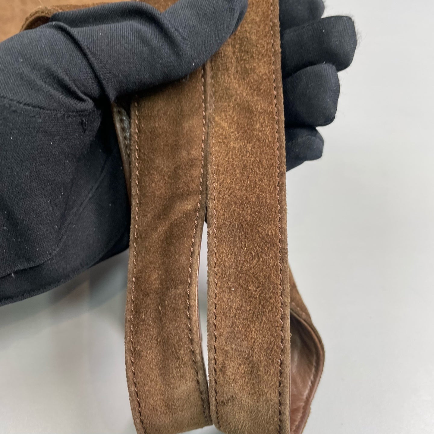 Chanel - Vintage Suede Shoulder Tote Bag - Suede - Brown - (Medium)