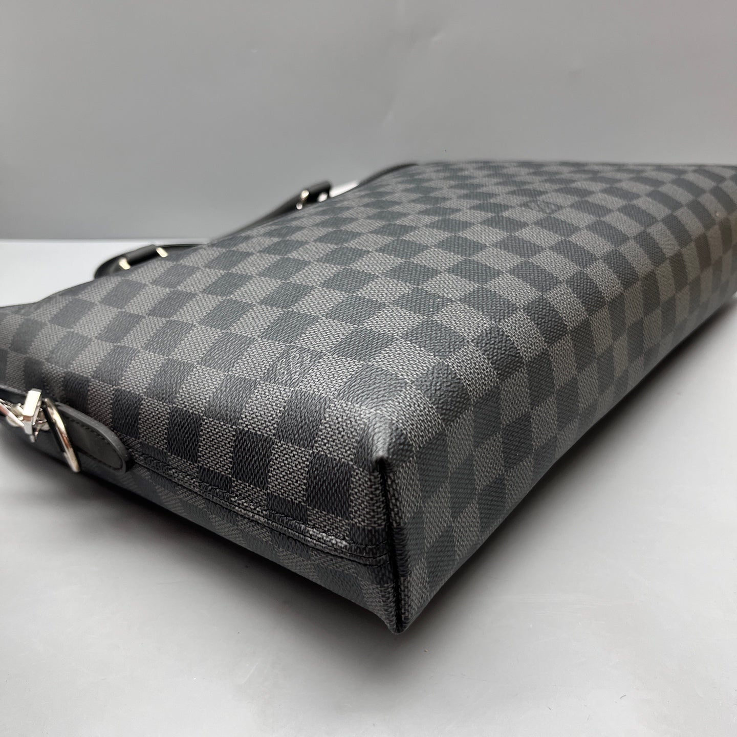 Louis Vuitton - Porte-Documents Voyage - Damier Graphite canvas with cowhide leather trim - Black - (Medium)