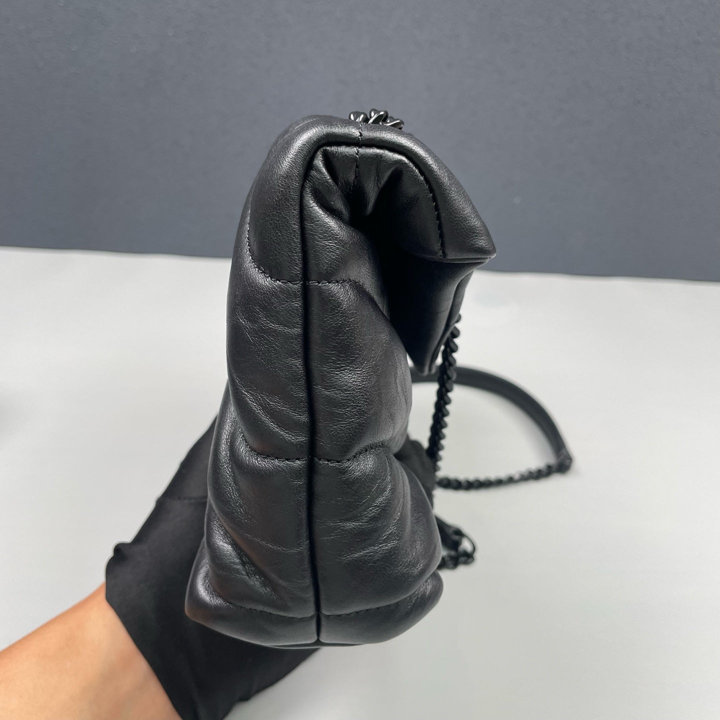 Saint Laurent - Loulou Puffer Mini - Leather - Black - (mini)