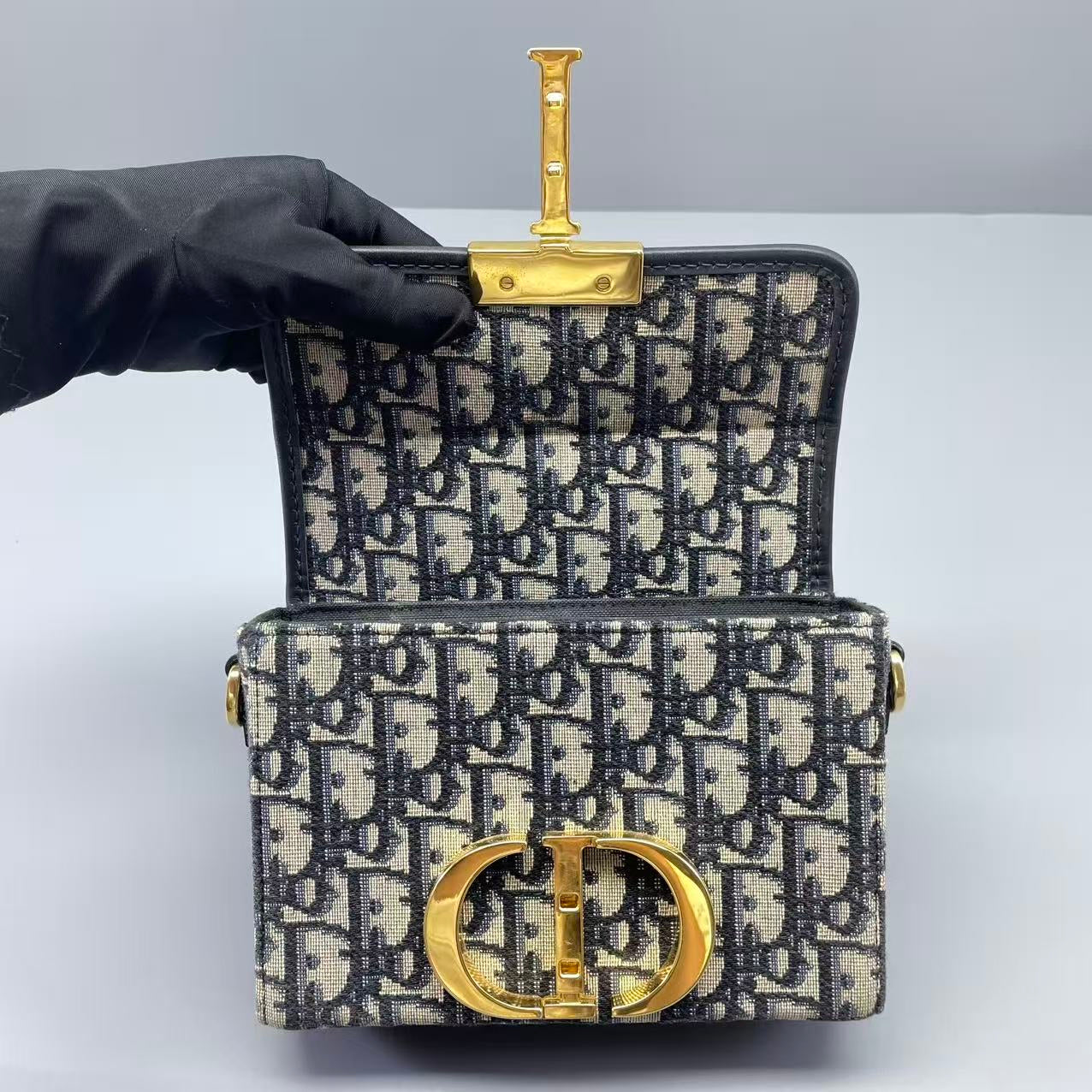 Dior - 30 Montaigne Mini Bag - Oblique Jacquard Canvas - Navy with Blue Leather Trim - (mini)
