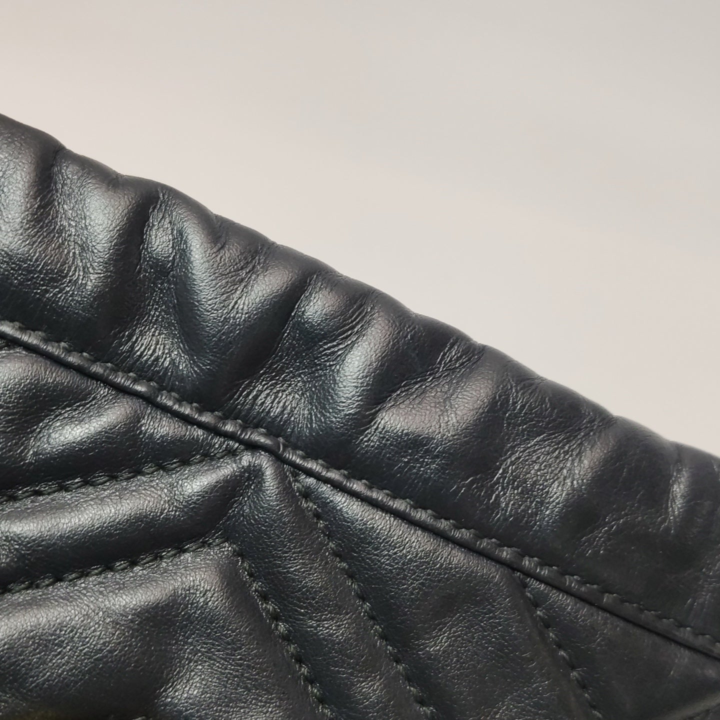Gucci - GG Marmont Mini Bucket Bag - Leather - Black - (mini)
