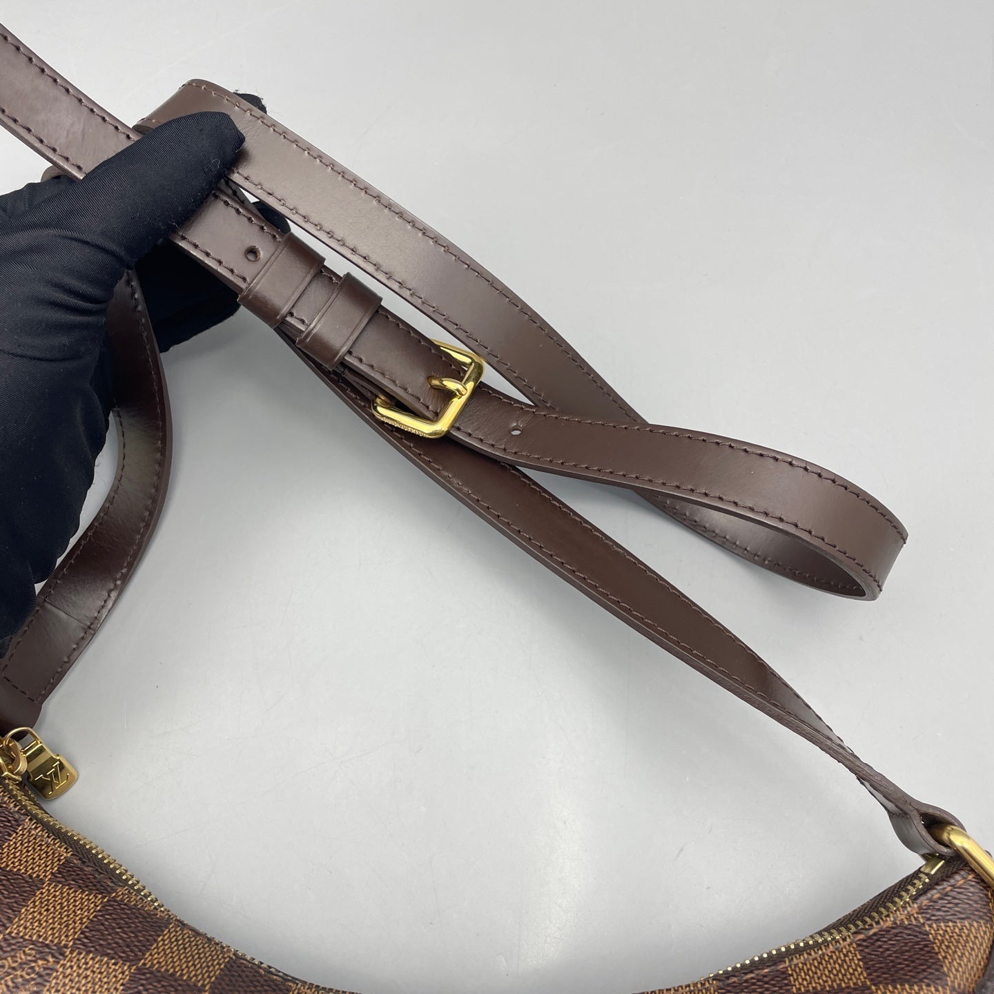 Louis Vuitton - Hobo Crossbody Bag - Damier Ebène coated canvas with leather trim - Brown - (medium)