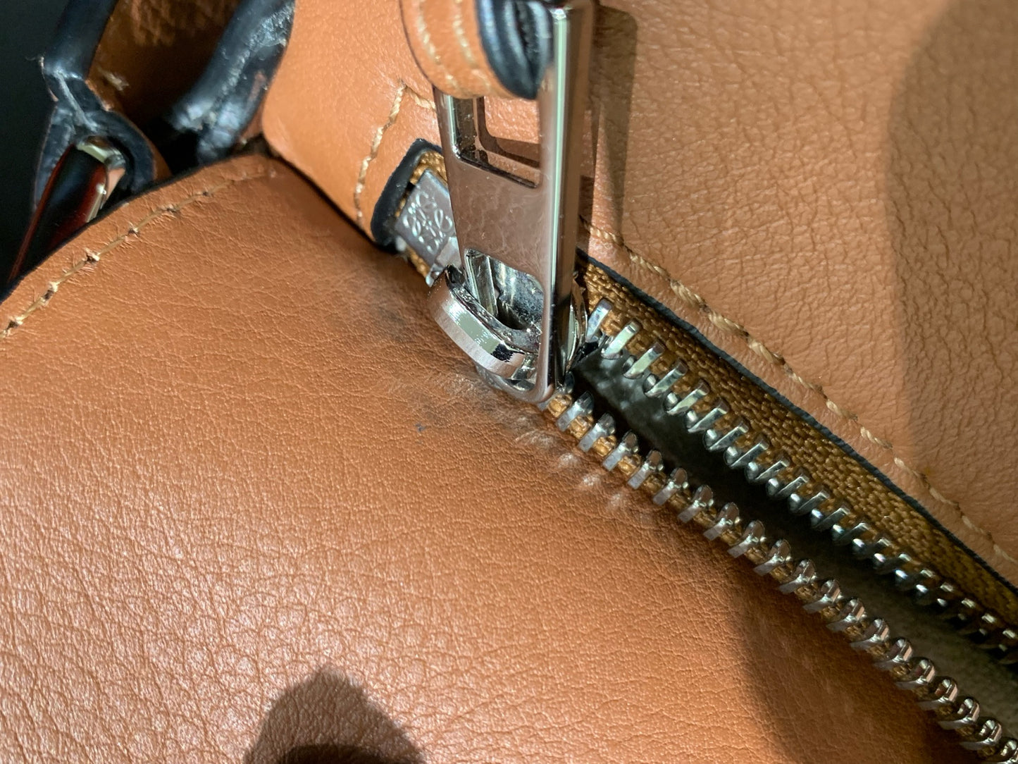 Loewe - Puzzle Edge Small Bag - Calfskin leather - Brown - (small)
