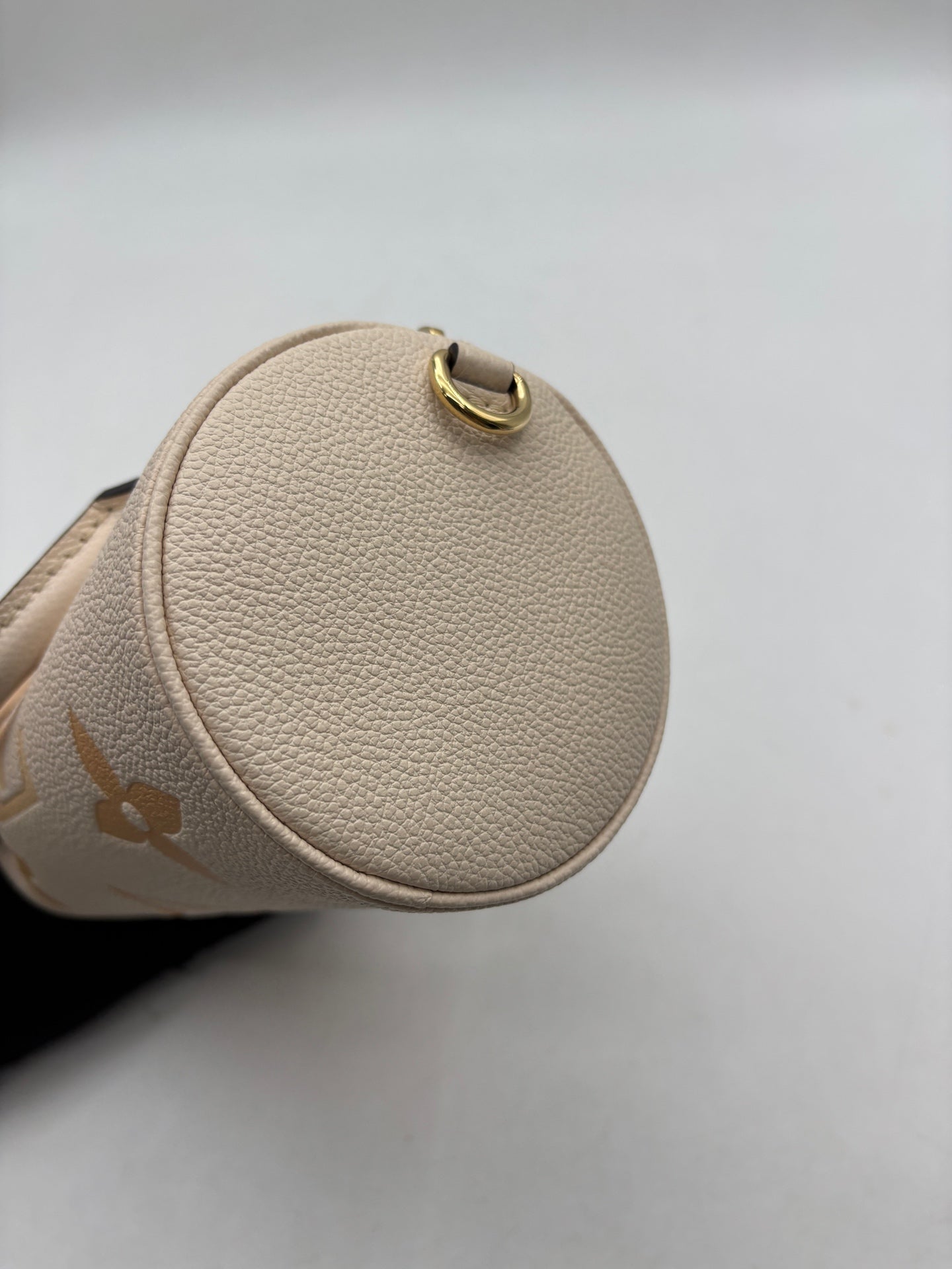 Louis Vuitton - Papillon Mini - Leather - Beige - (mini)
