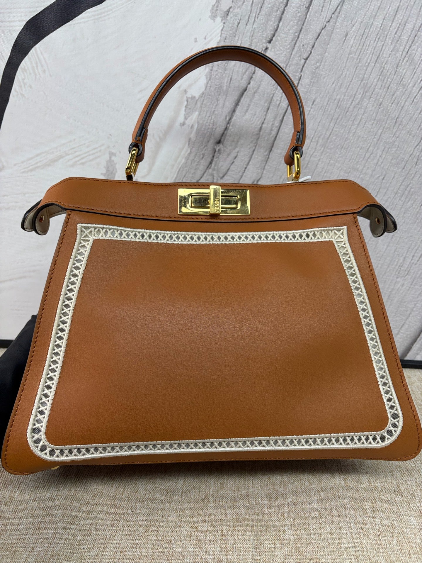 Fendi - Peekaboo Medium with Lace Cutout - Leather - Brown - (Medium)