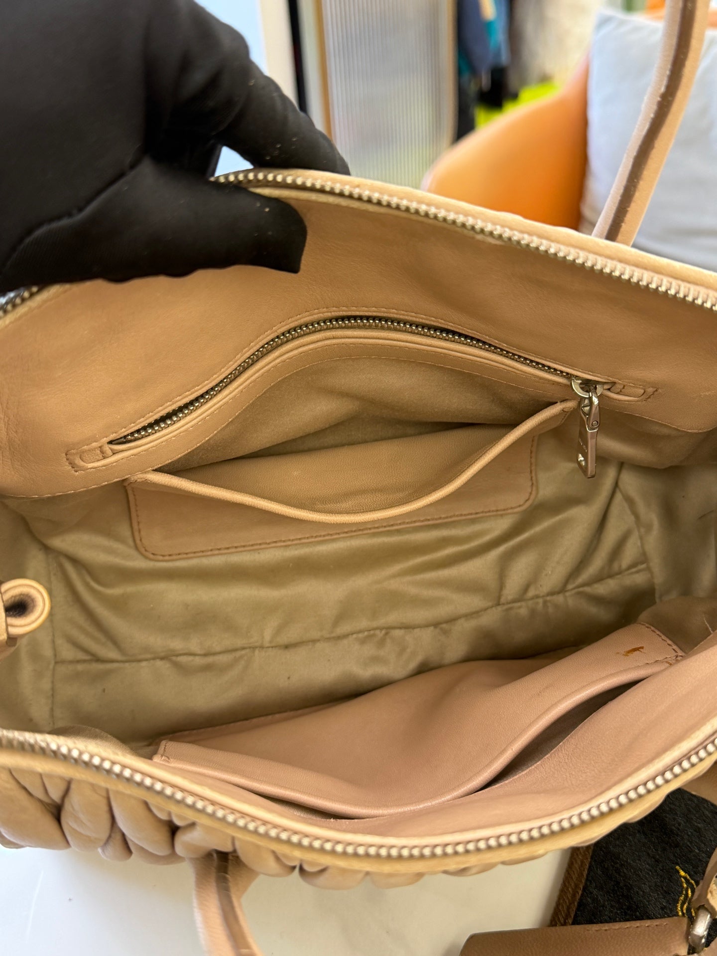 Miu Miu - Matelassé Top Handle Bag - Leather - Beige - (medium)