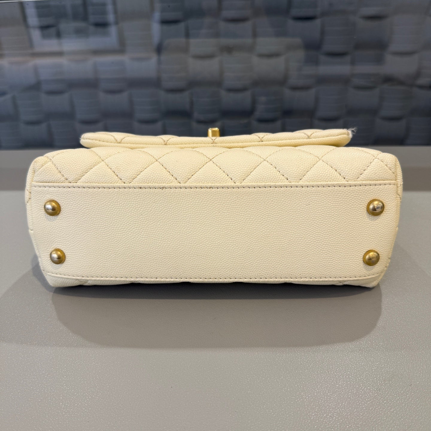 Chanel - Coco Handle - Caviar leather with exotic snakeskin handle - White - (Small)