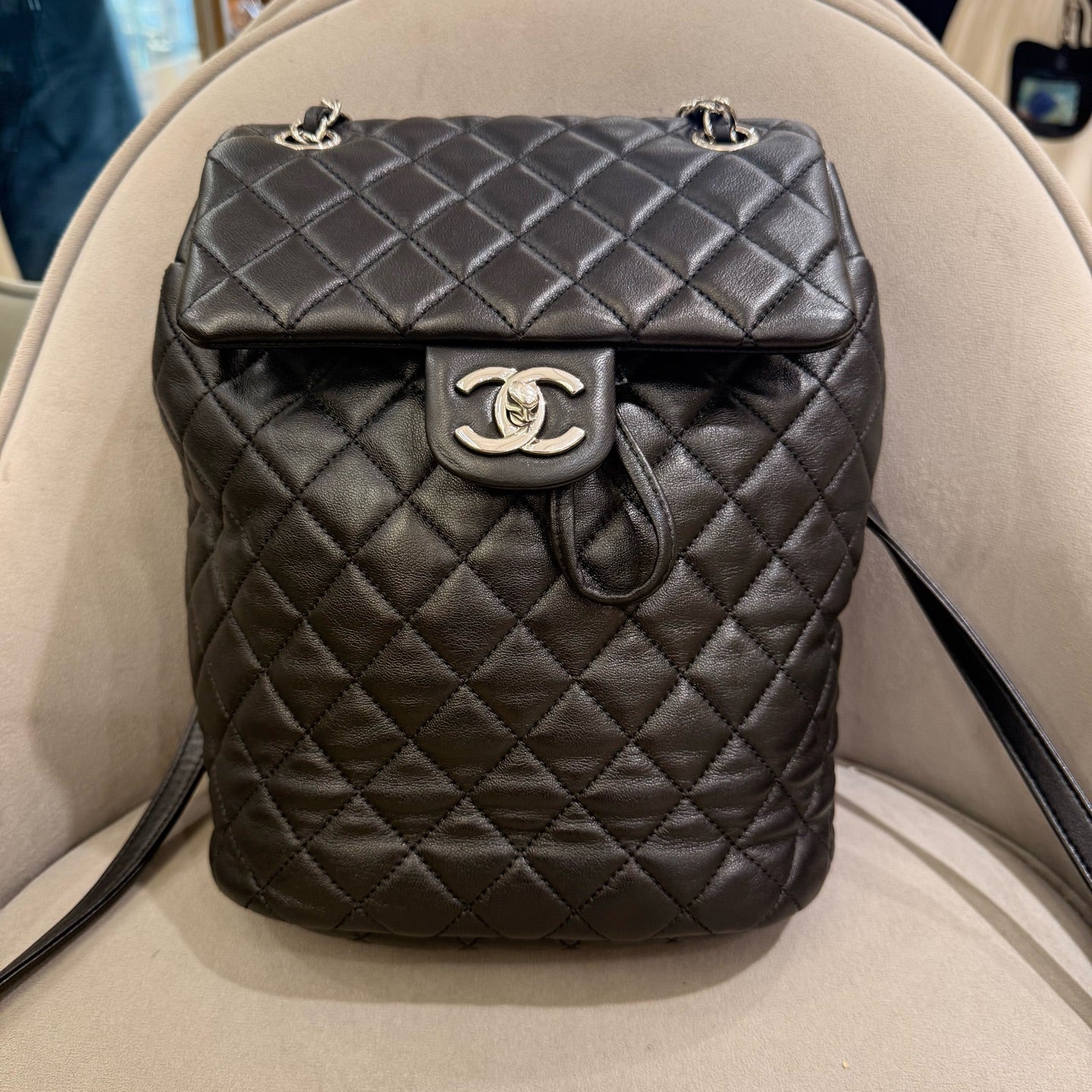 Chanel - Salzburg Backpack - Lambskin leather - Black with Silver-Tone Hardware - (Small)