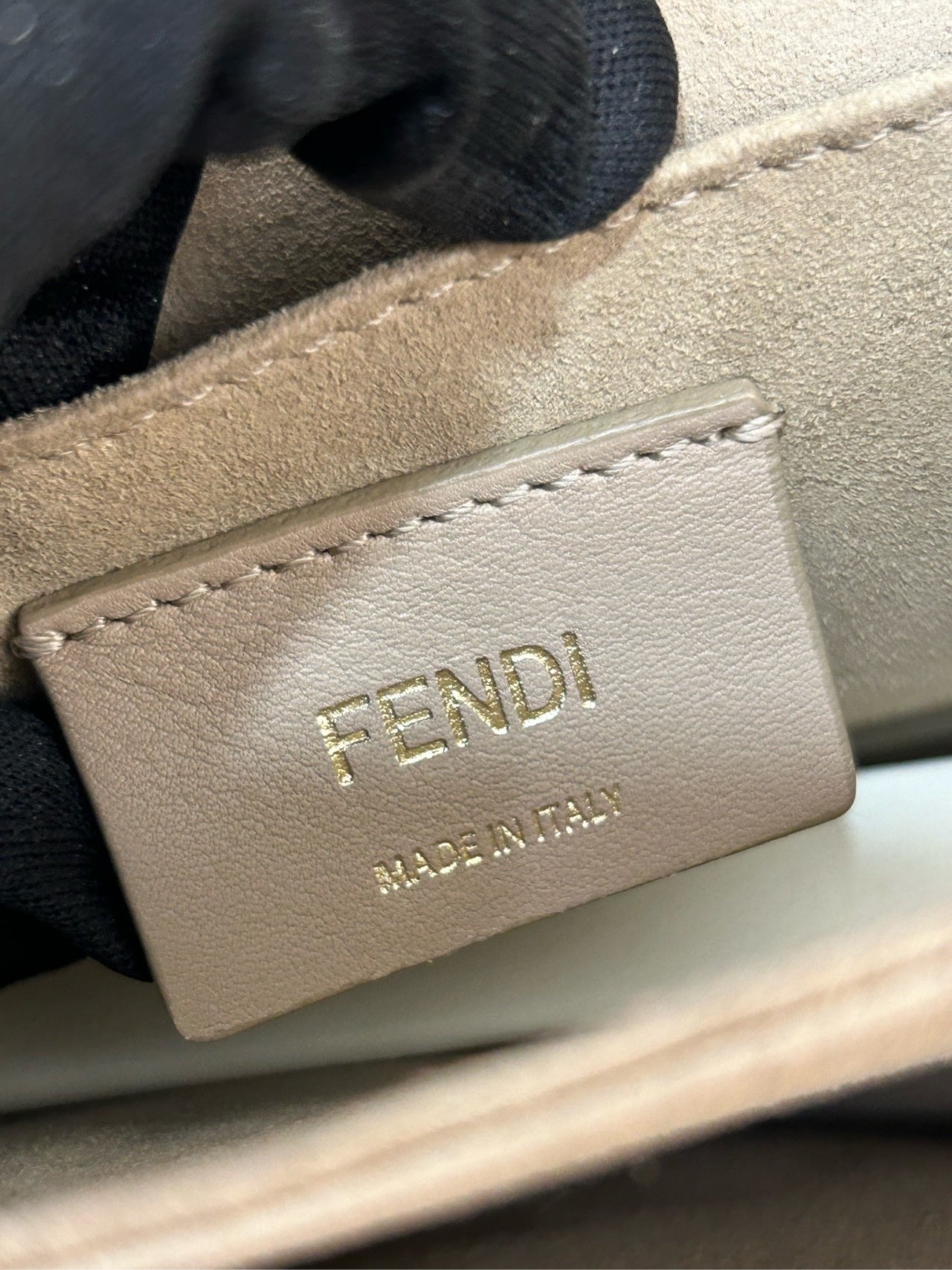 Fendi - Kan I F Scalloped Flap Bag - Leather - Blue - (medium)