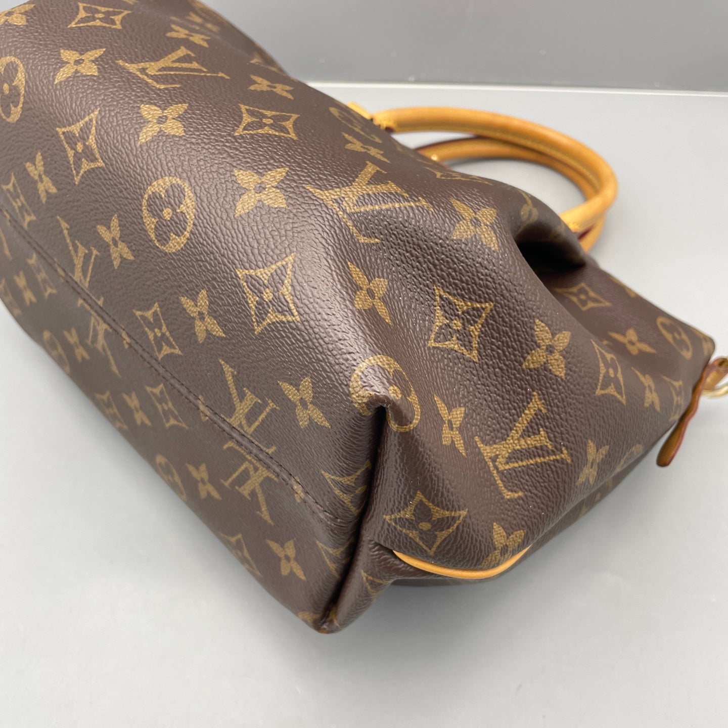Louis Vuitton - Turenne PM - Monogram coated canvas with Vachetta leather trim - Brown - (small)