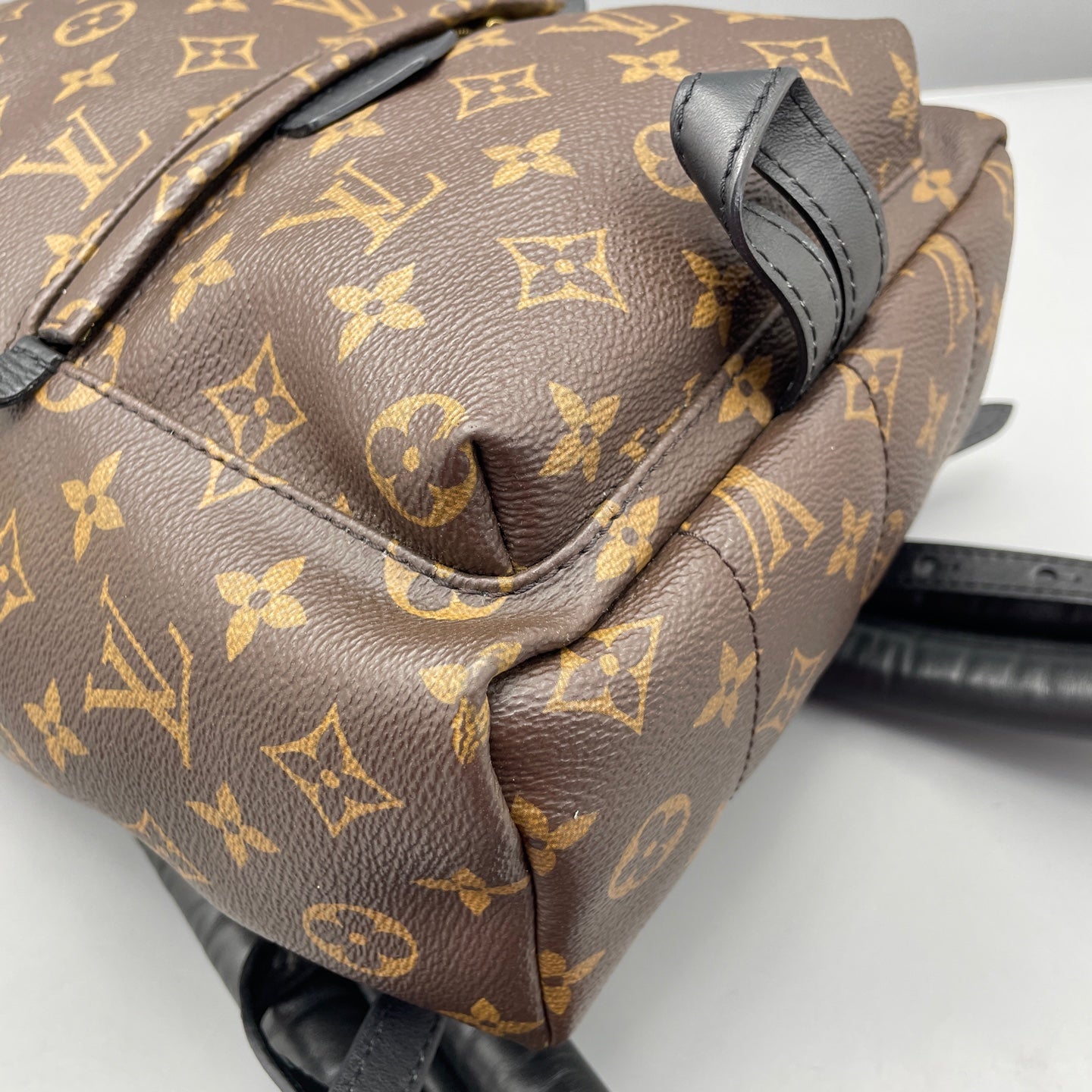 Louis Vuitton - Palm Springs Backpack - Monogram coated canvas with black cowhide leather trim - Brown - (Small)