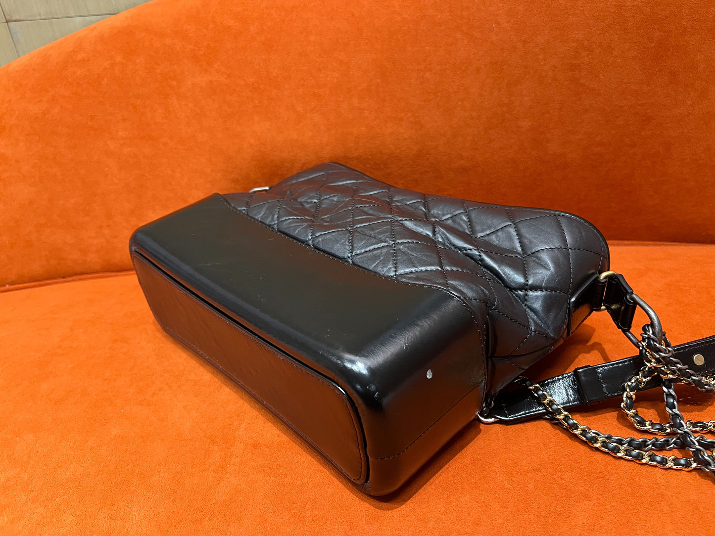 Chanel - Gabrielle Hobo Bag - Aged calfskin and polished calfskin leather - Black - (Medium)