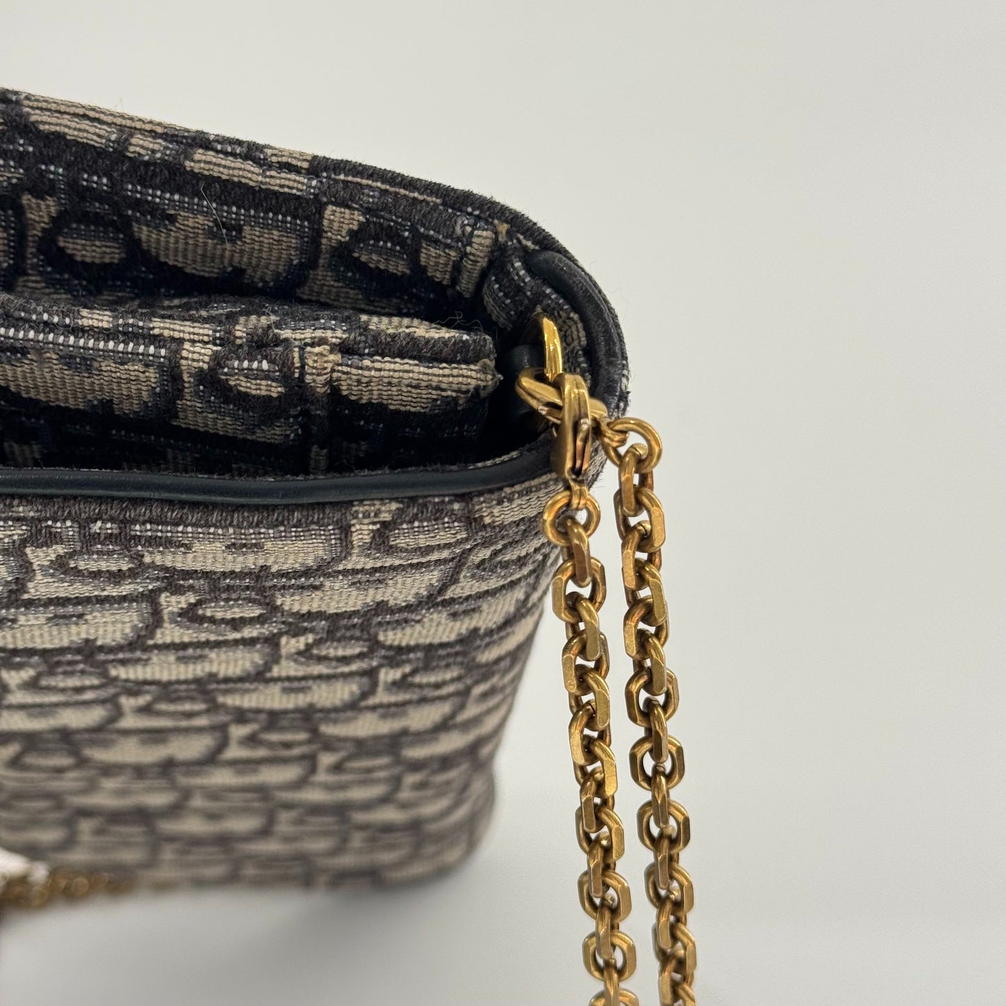 Dior - Saddle WOC (Wallet on Chain) - Dior Oblique Jacquard Canvas with Leather Trim - Navy and Beige - (large)