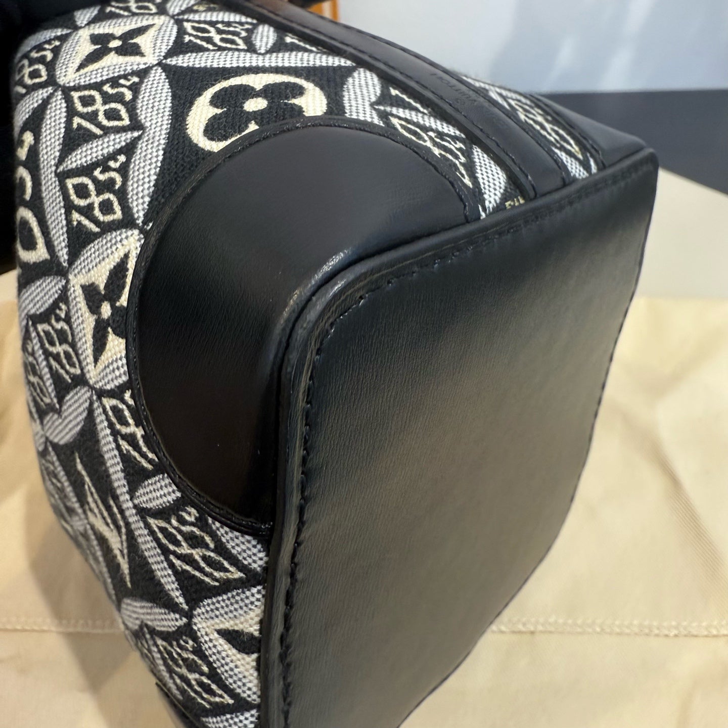 Louis Vuitton - Since 1854 Mini Bucket Bag - Jacquard canvas with leather trim - Black - (mini)