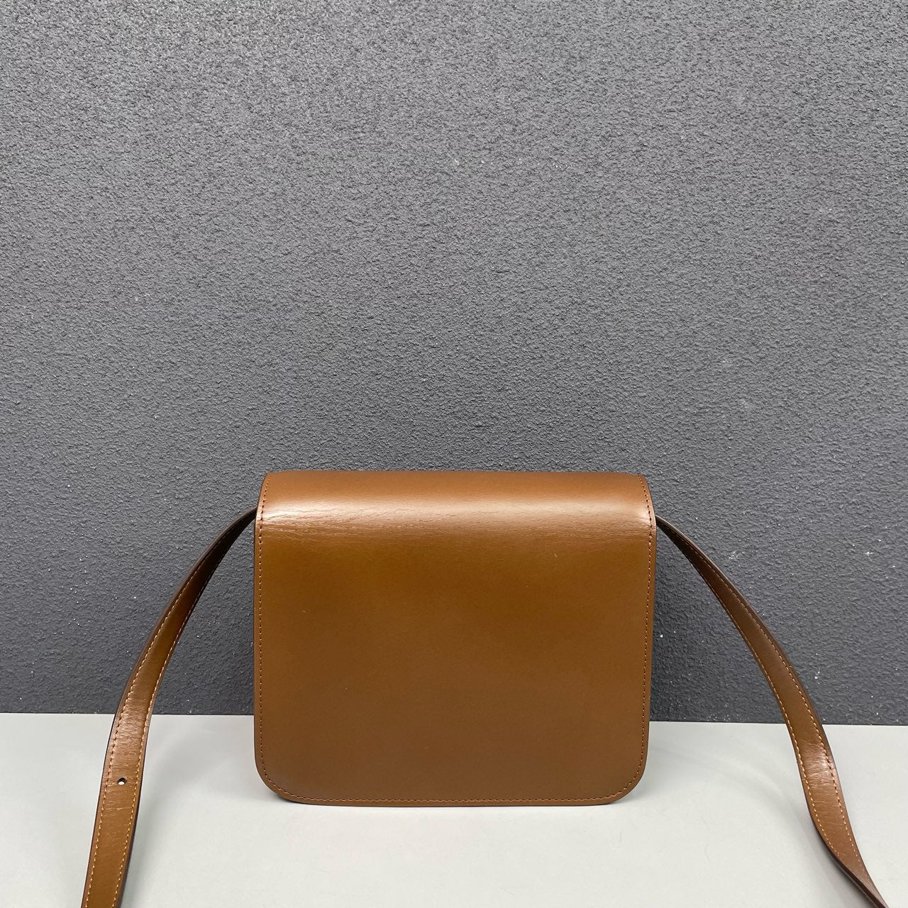 Celine - Classic Box Bag - Leather - Brown - (small)