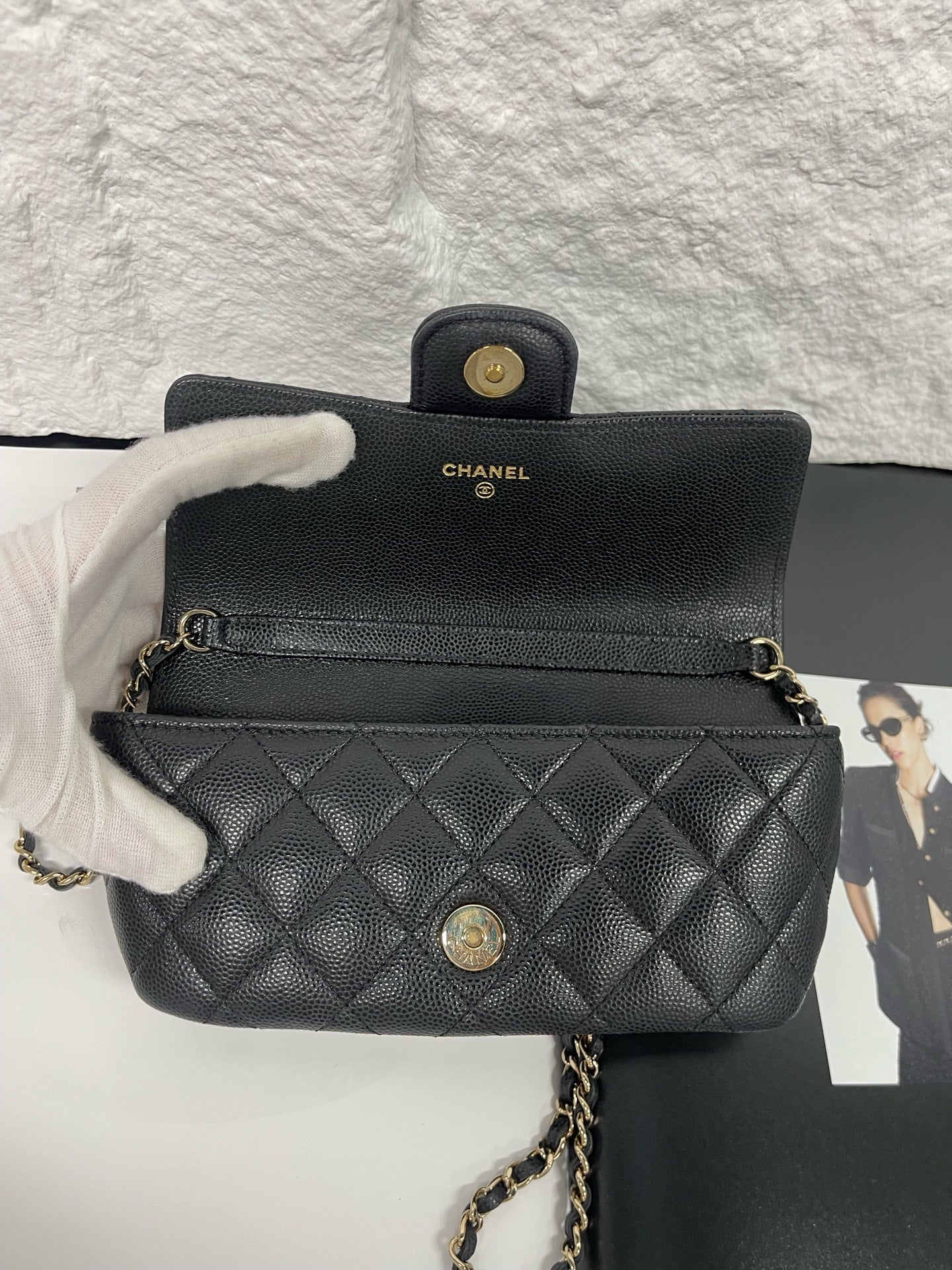 Chanel - Quilted Caviar Flap Eyeglasses Bag - Caviar leather - Black with Gold-Tone Hardware - (mini)