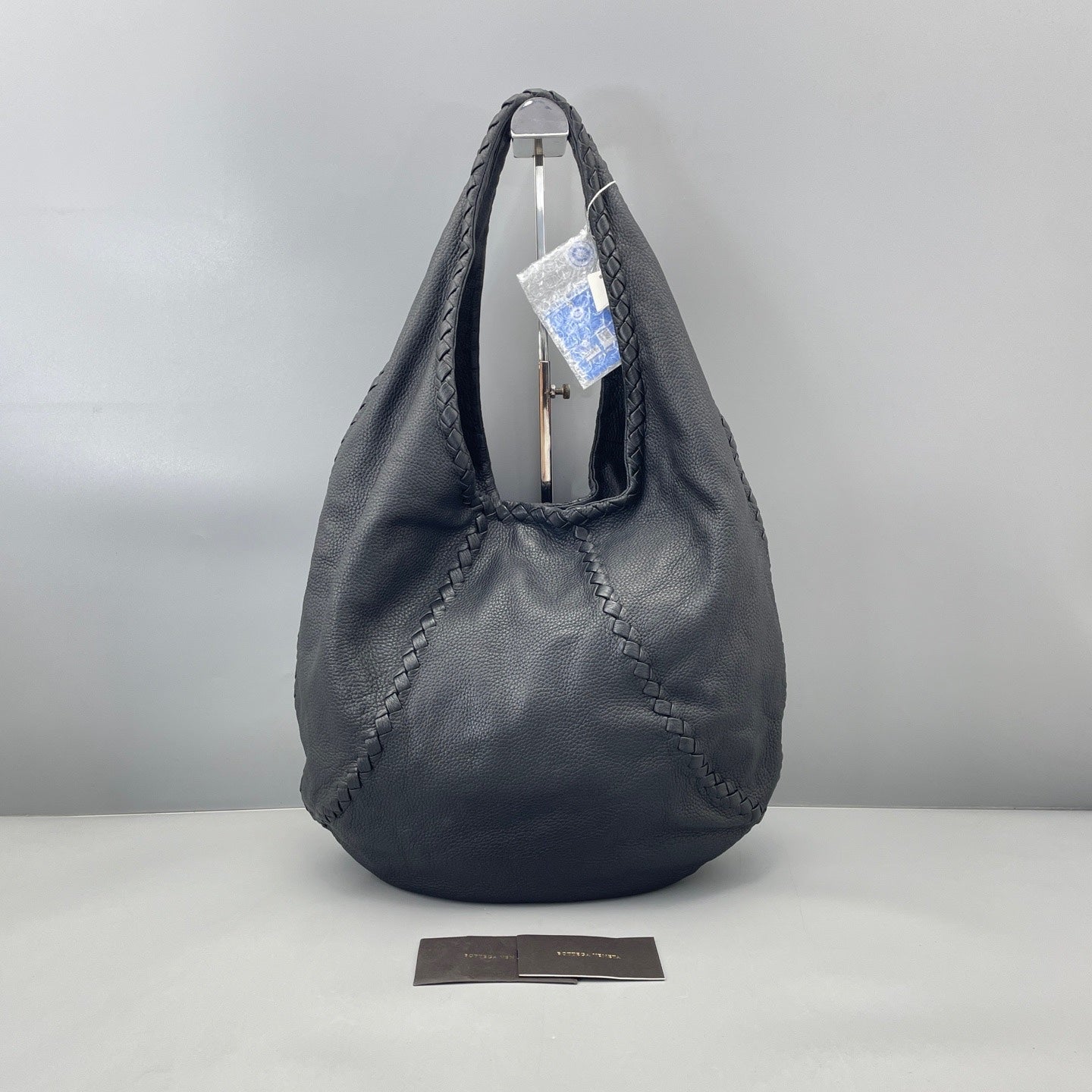 Bottega Veneta - Hobo - Leather - Black - (medium)