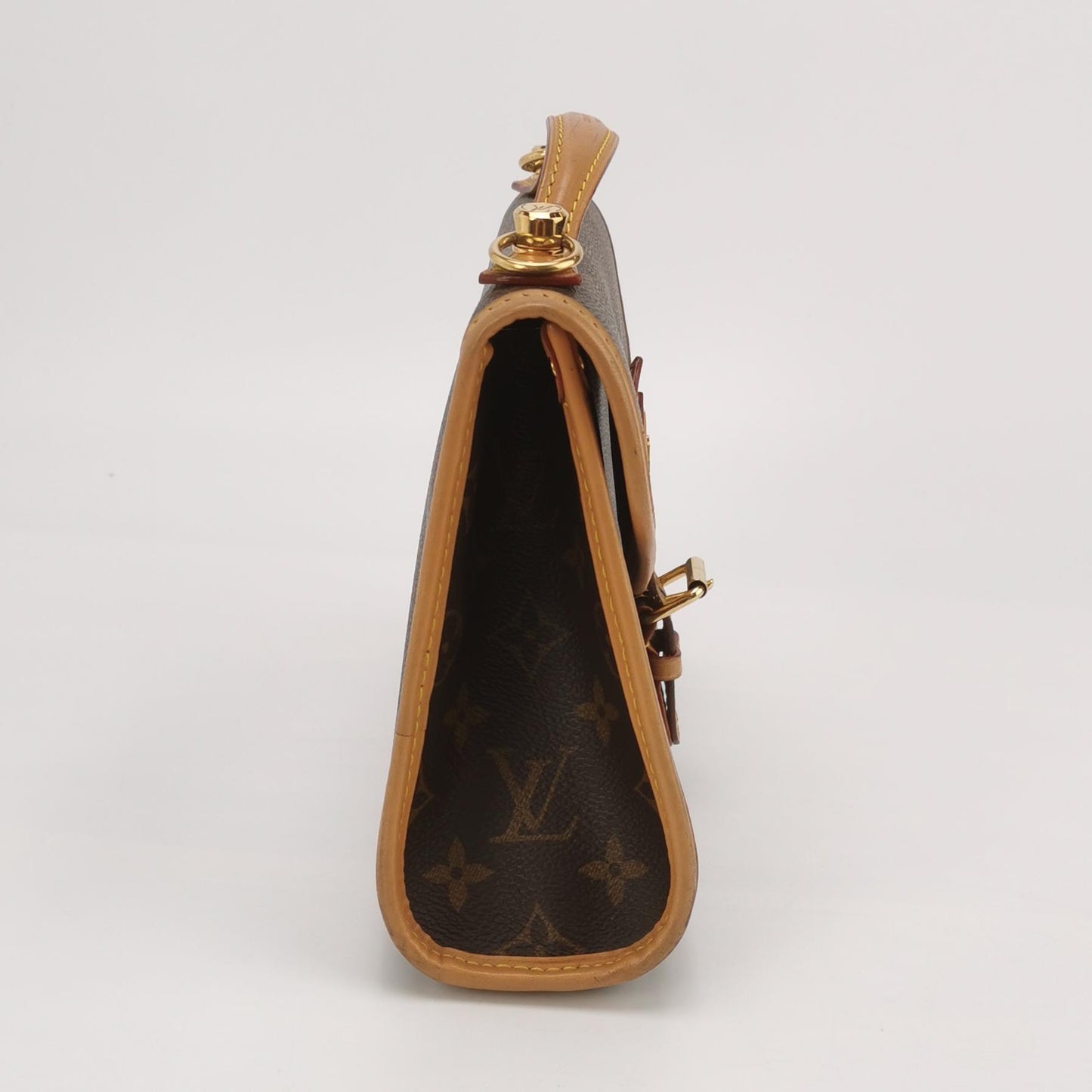 Louis Vuitton - Ivy Vintage Messenger - Monogram coated canvas with natural cowhide leather trim - Brown - (small)