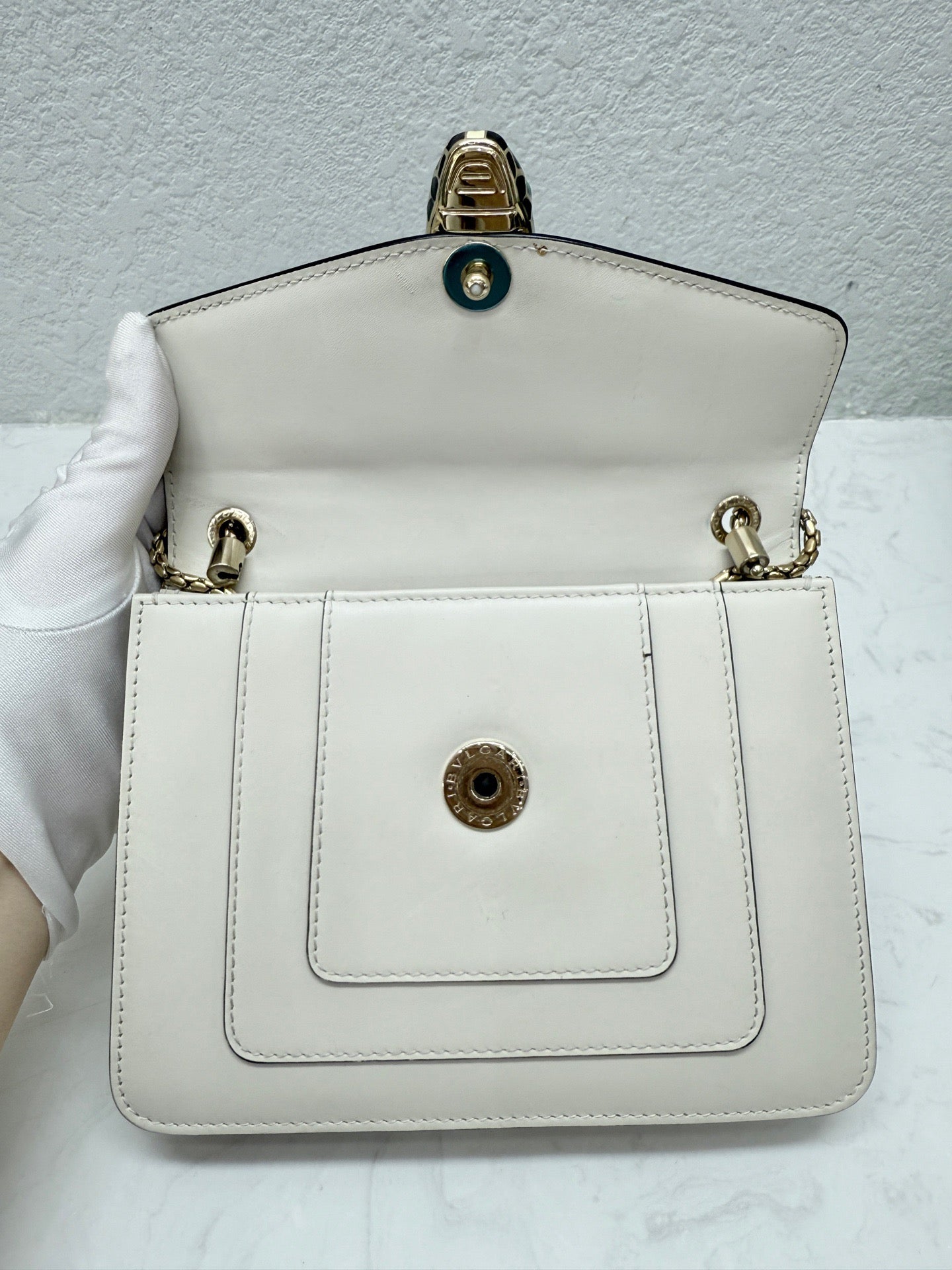Bvlgari - Serpenti Forever Flap Bag - Smooth calf leather - White - (mini)