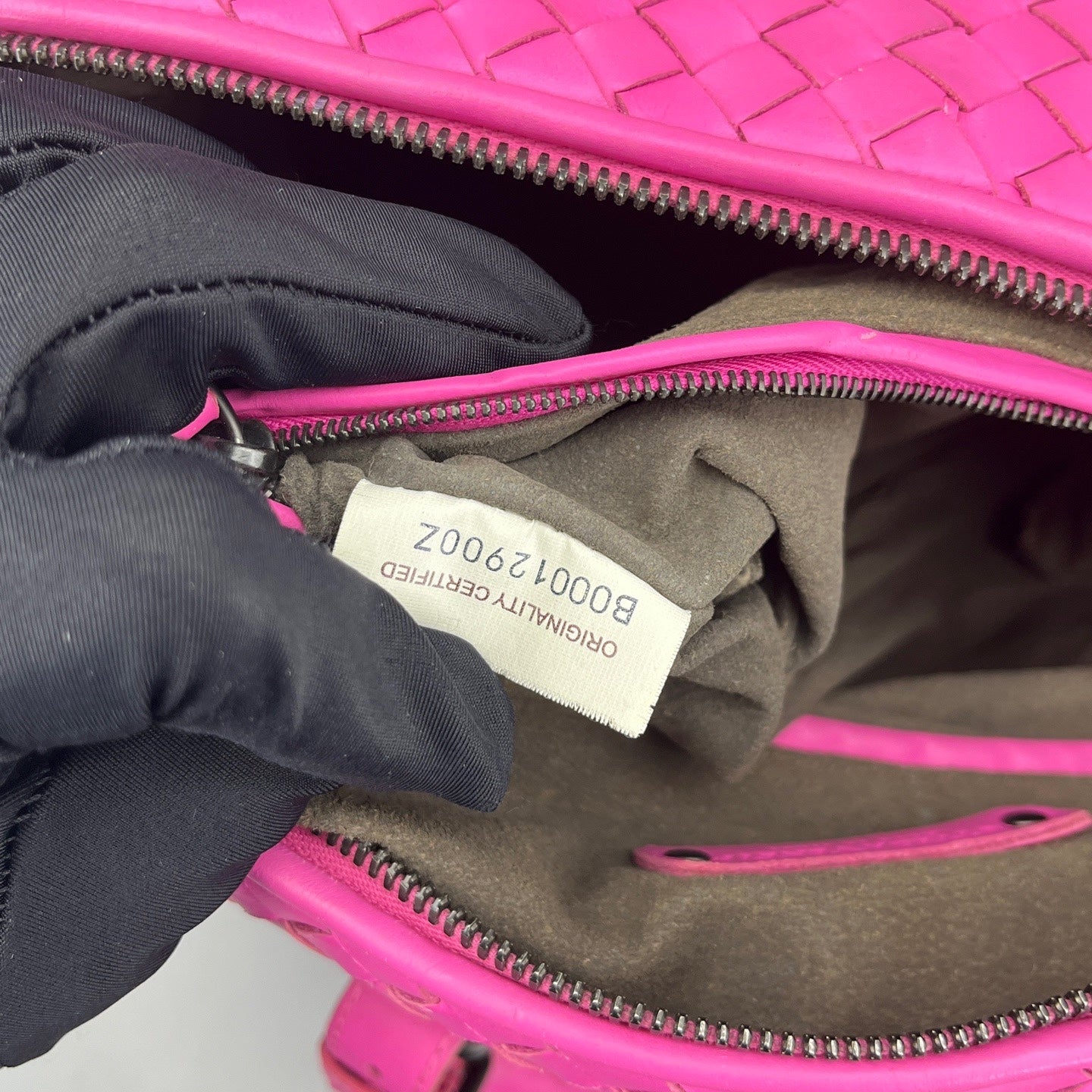 Bottega Veneta - Intrecciato Boston Bag - Lambskin leather - Pink with Gunmetal-Tone Hardware - (medium)