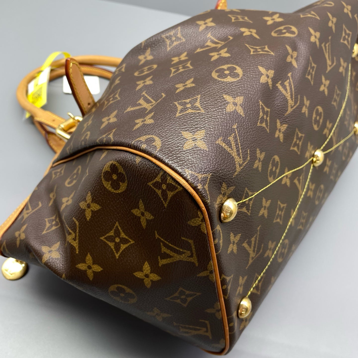 Louis Vuitton - Tivoli GM - Monogram coated canvas with natural cowhide leather trim - Brown - (Medium)