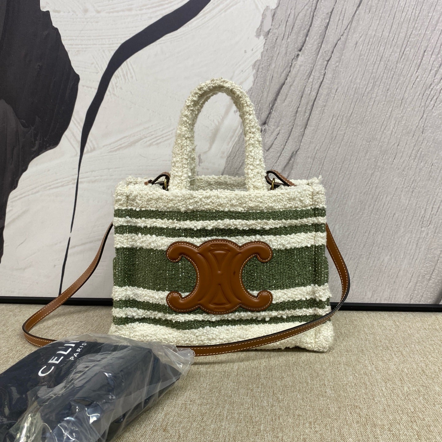 Celine - Small Vertical Cabas Triomphe Tote - Wool felt and Leather - Multicolour - (Small)