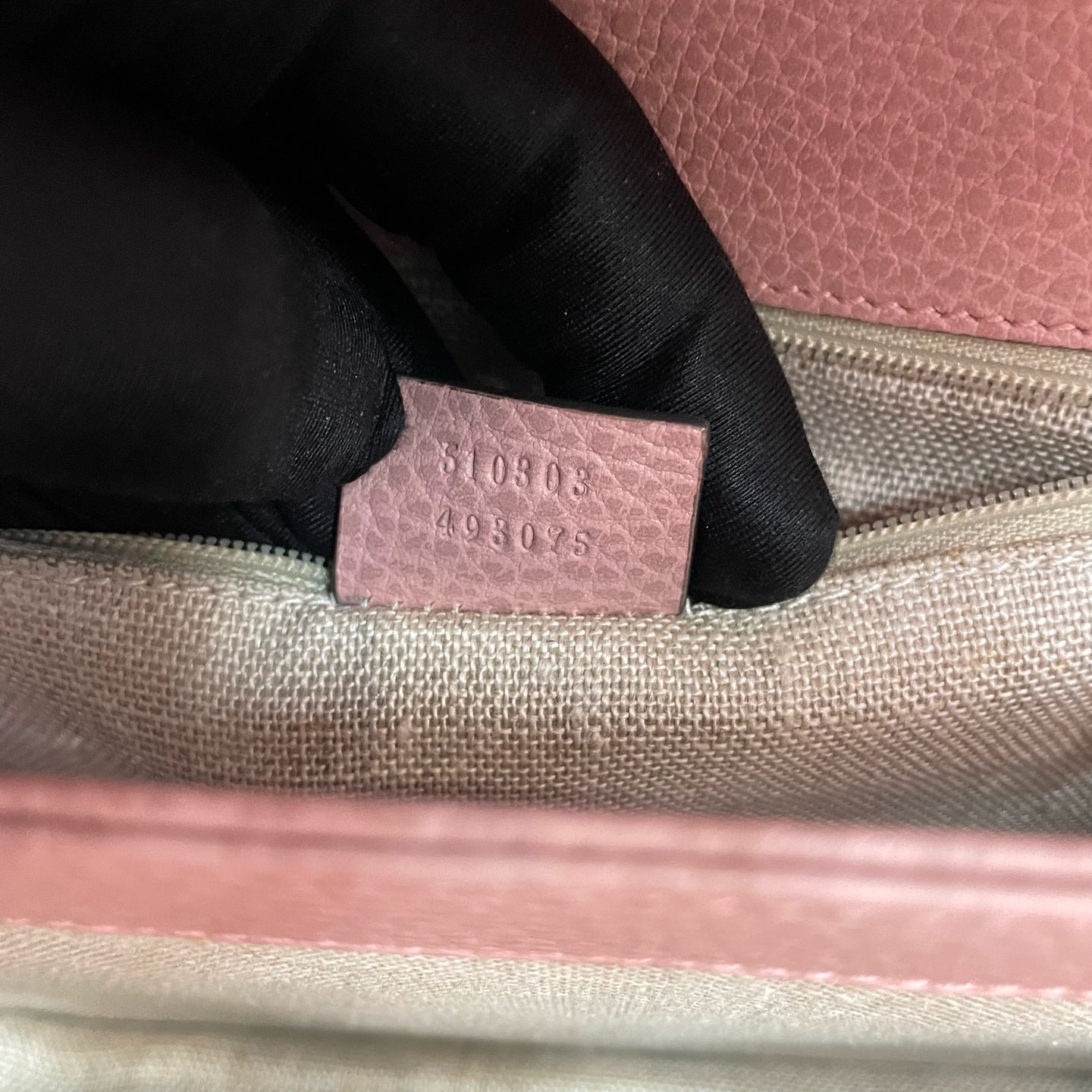 Gucci - Interlocking G Chain Shoulder Bag - Grained leather - Pink - (small)