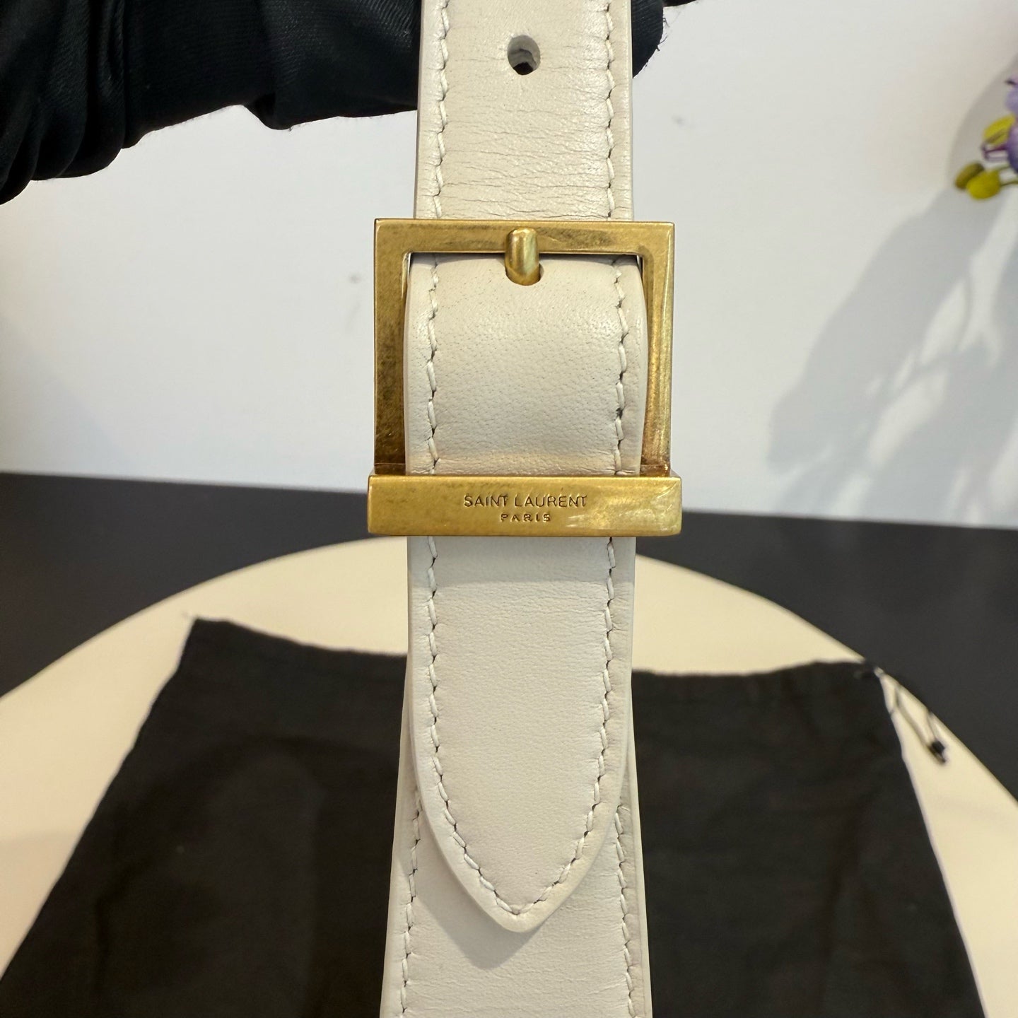 Saint Laurent - LE 5 A 7 Hobo Bag - Leather - White - (small)