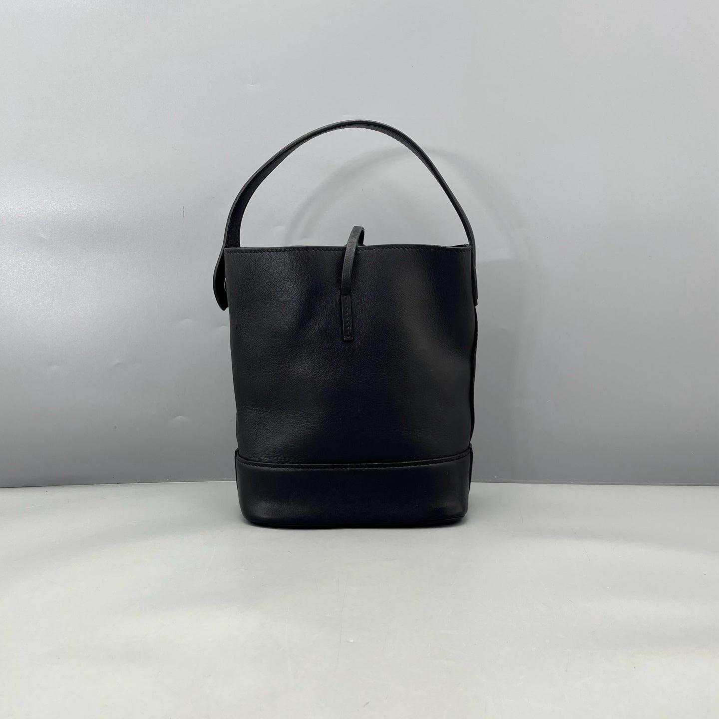 Louis Vuitton - Show Model Limited Edition Bucket Mother-Child Bag - Leather - Black - (Medium)