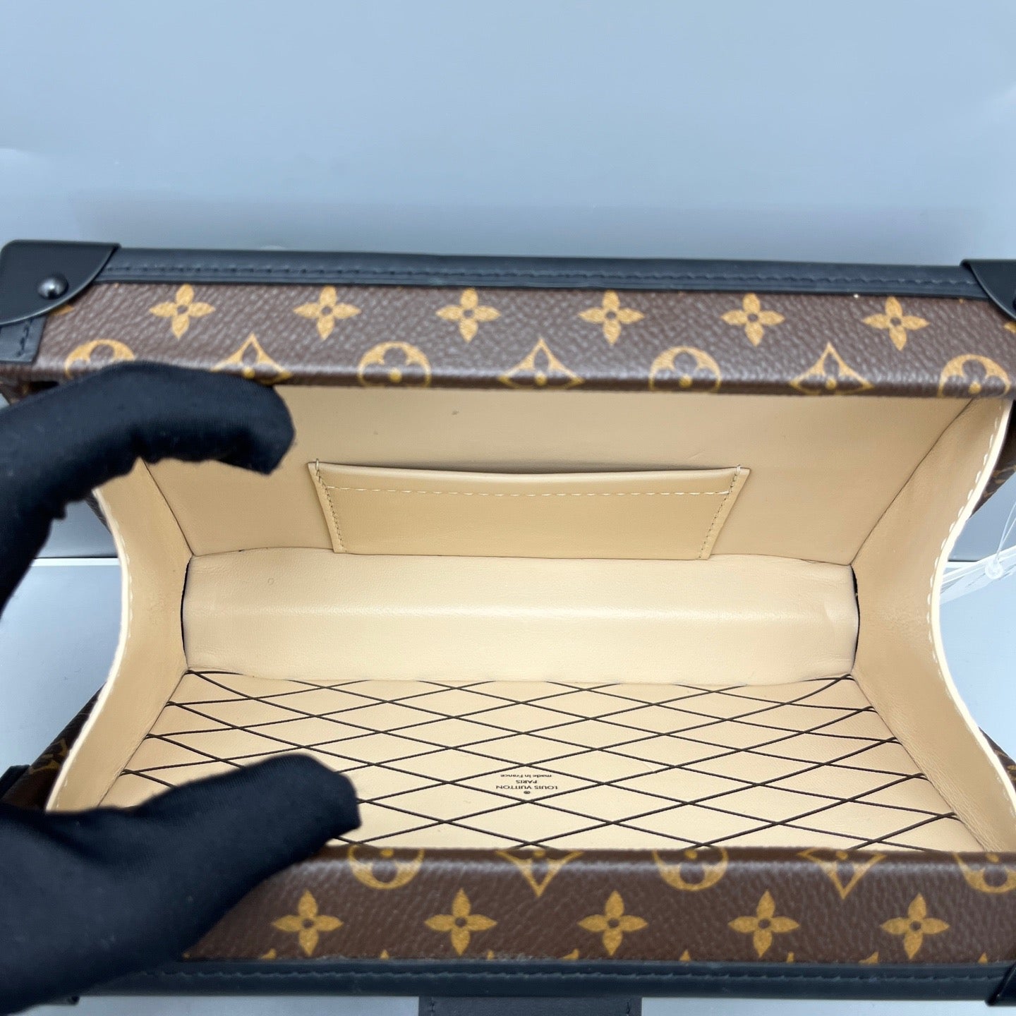 Louis Vuitton - Petite Malle Hard Box Clutch - Monogram coated canvas with leather trim - Brown - (mini)