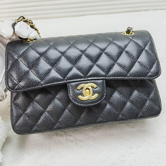Chanel - Classic Flap Bag - Caviar leather - Black - (Small)